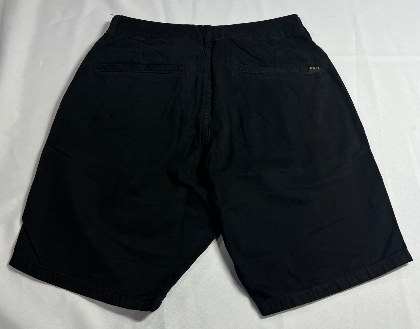 BERMUDA BRIM HUGO BOSS PRETA