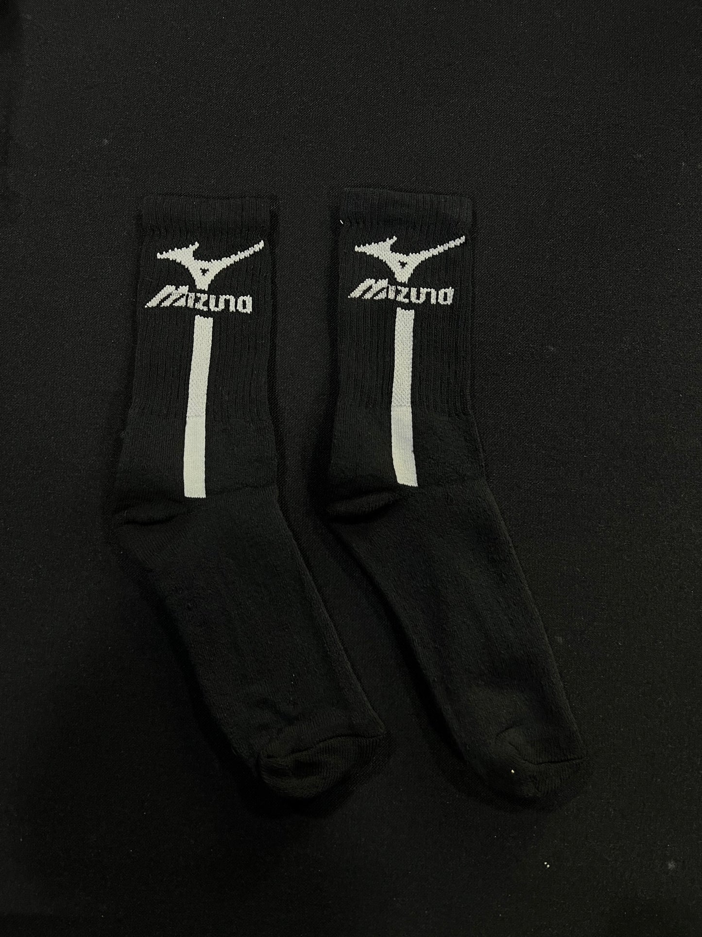 Meia Esportiva Mizuno | Performance & Estilo - Cano Médio Preta Adv