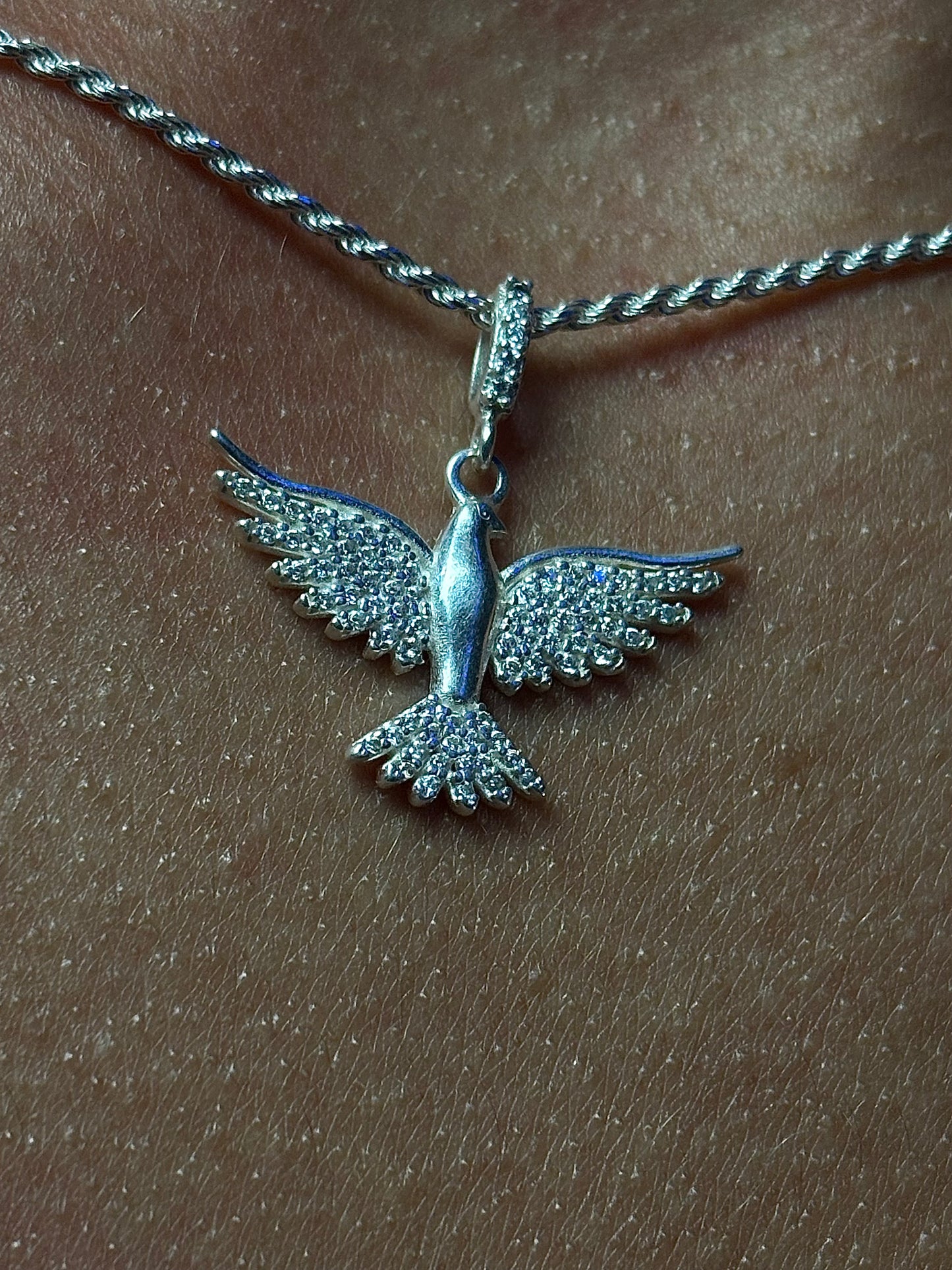 PINGENTE CRAVEJADO PRATA