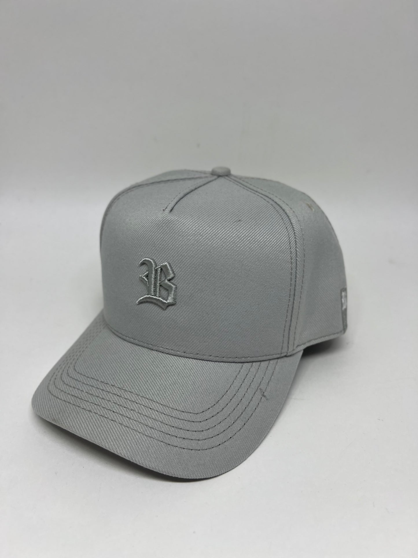 BONÉ BLCK SNAPBACK BASIC CINZA