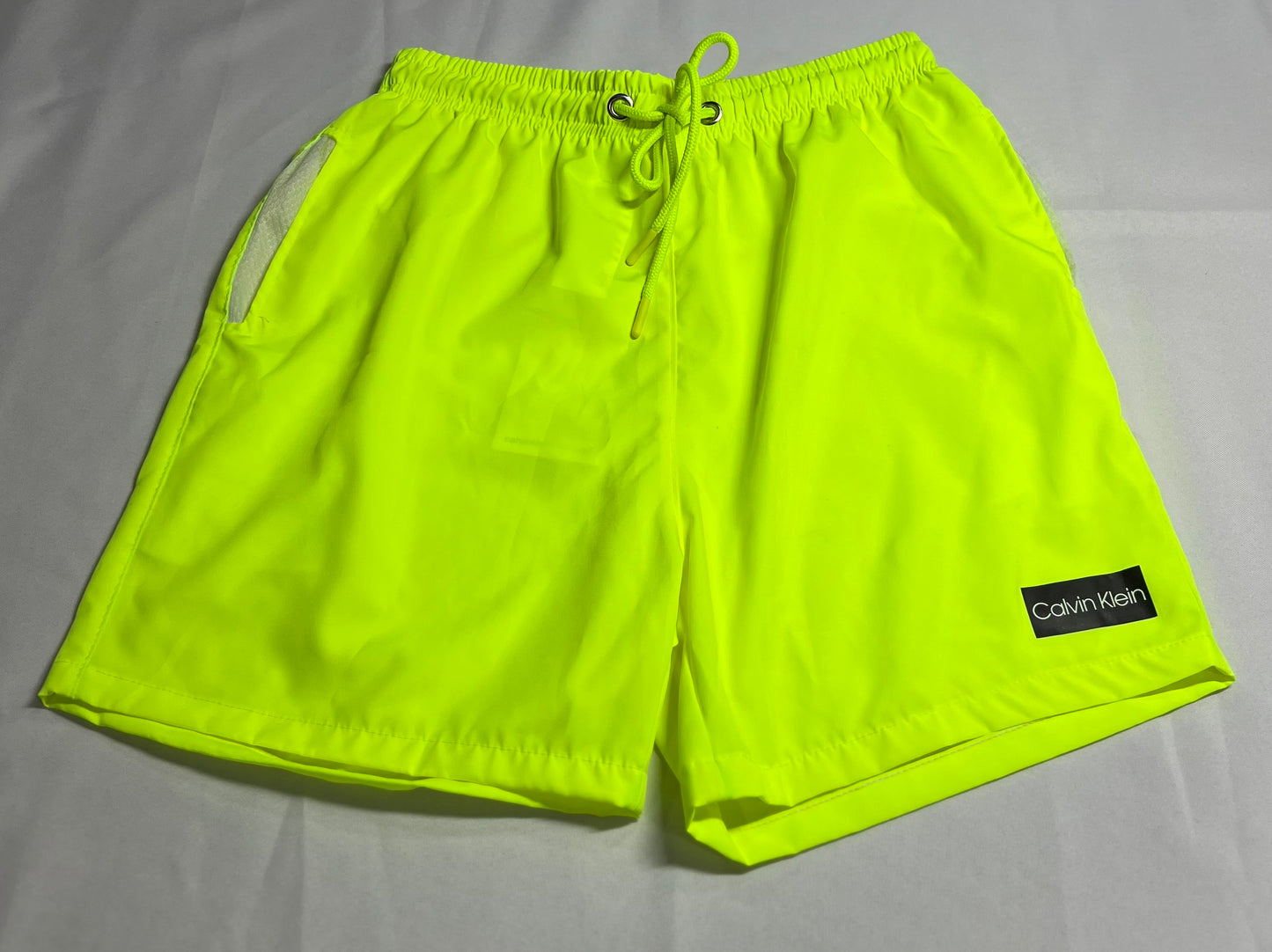 BEACH SHORT X - NEON