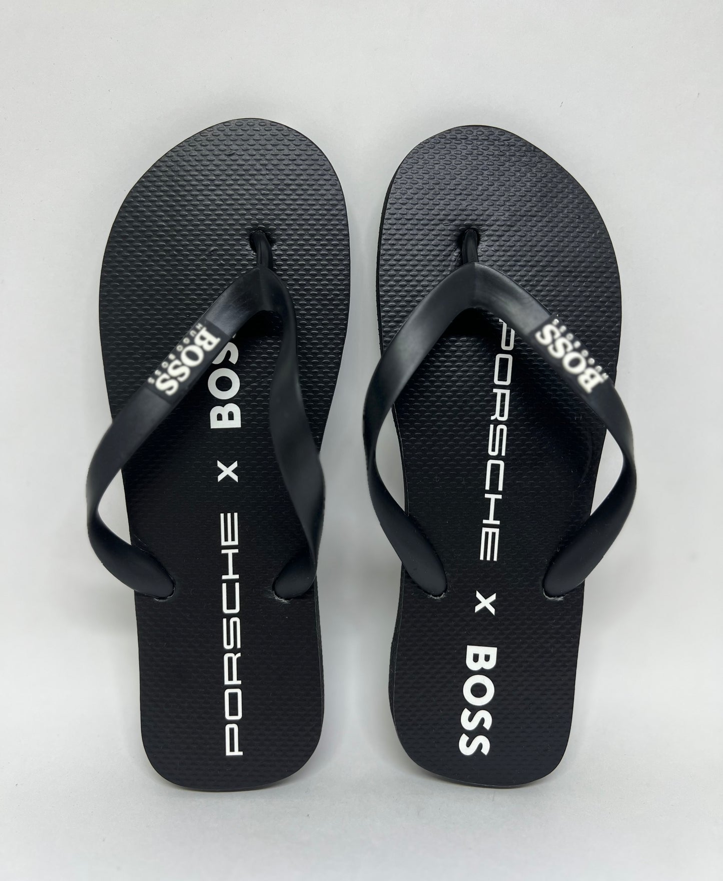 SANDÁLIA PORSCHE X BOSS PRETA