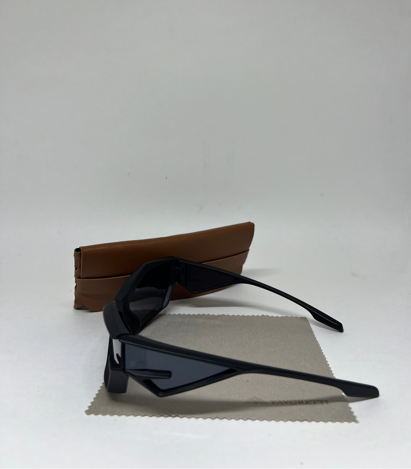 ÓCULOS FAVORETTI HP07311