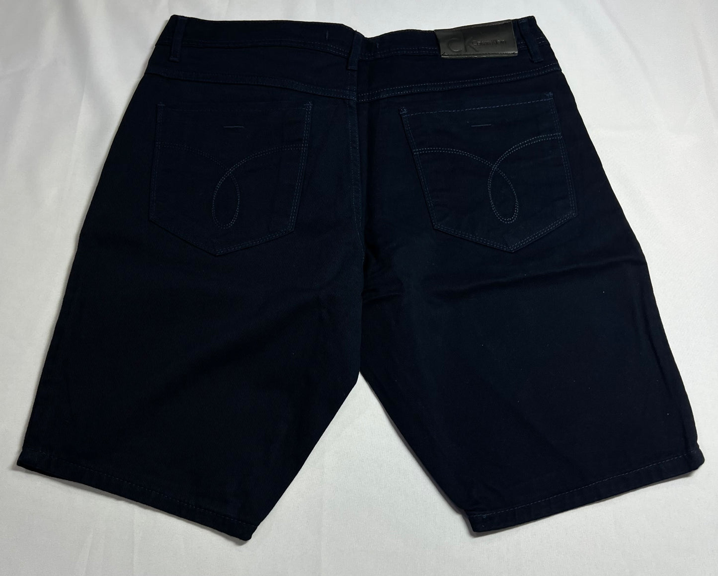BERMUDA JEANS AZUL MARINHO CALVIN KLEIN