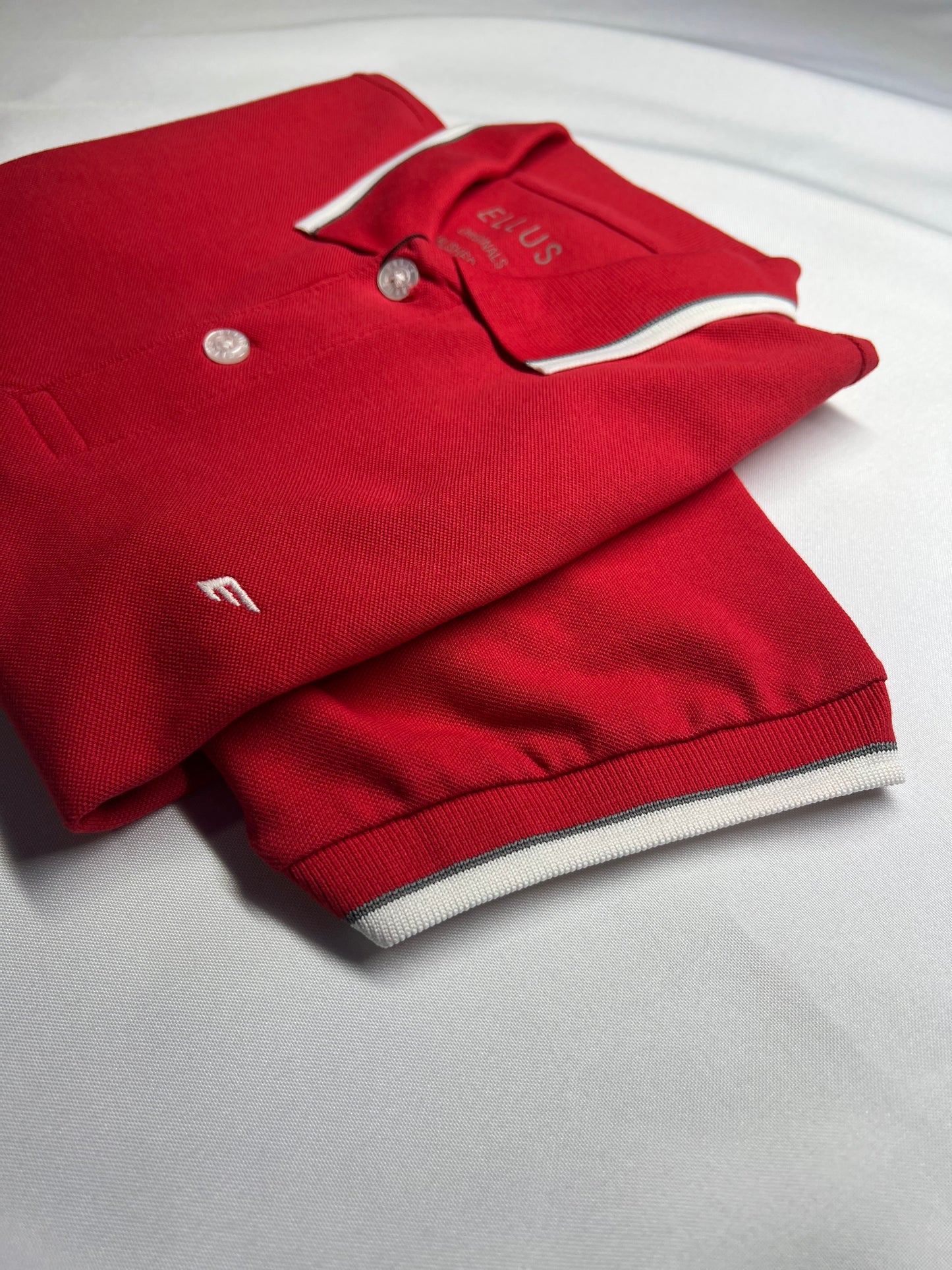 CAMISA GOLA POLO E VERMELHA FRISO BRANCO