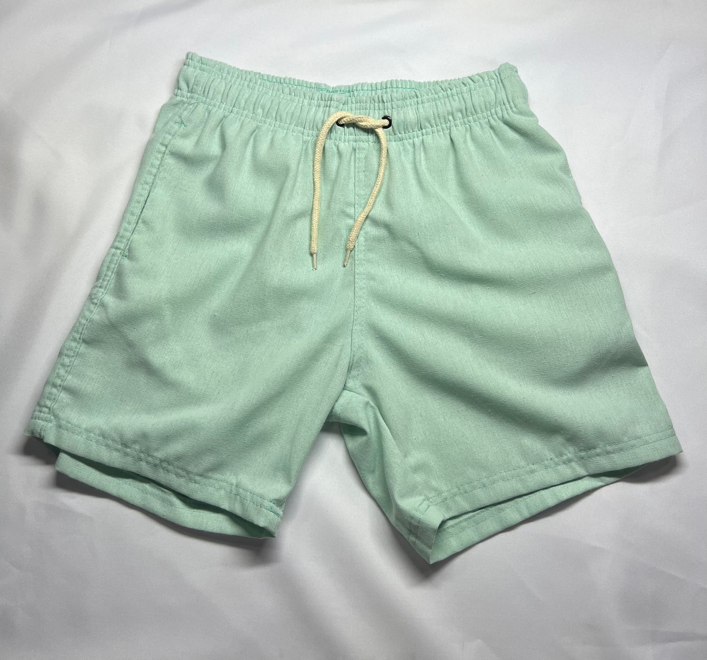 SHORT CASUAL LINHO VERDE MENTA