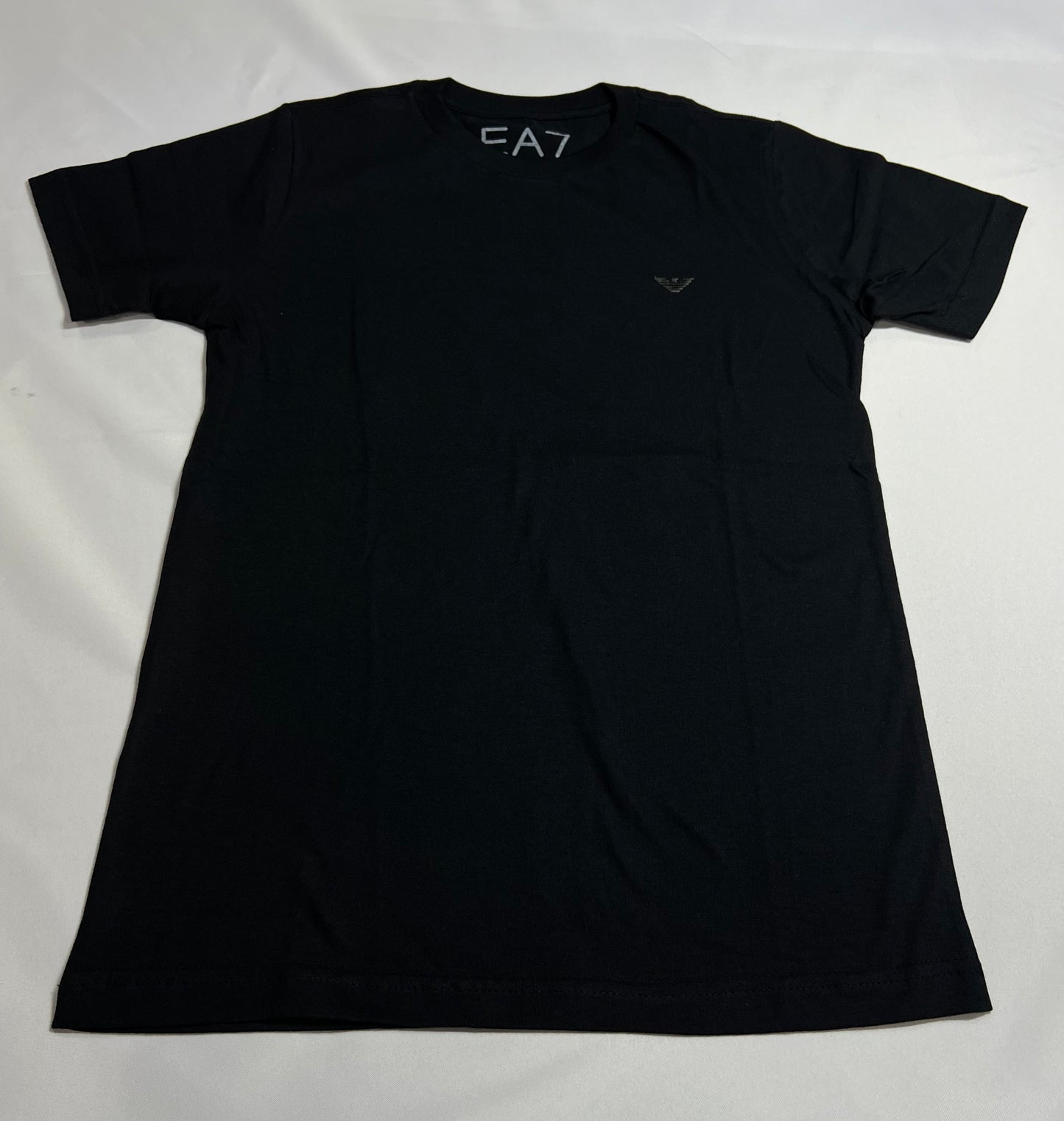 CAMISETA ARMANI| Básica Essencial - Preta