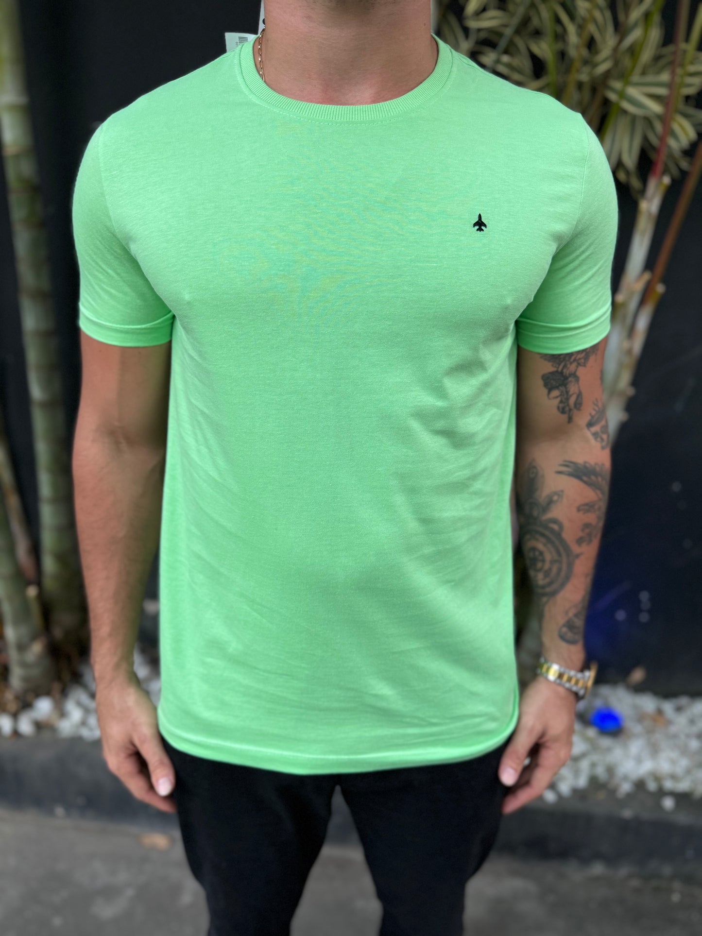 CAMISETA AERO| Básica Essencial - Verde Limão