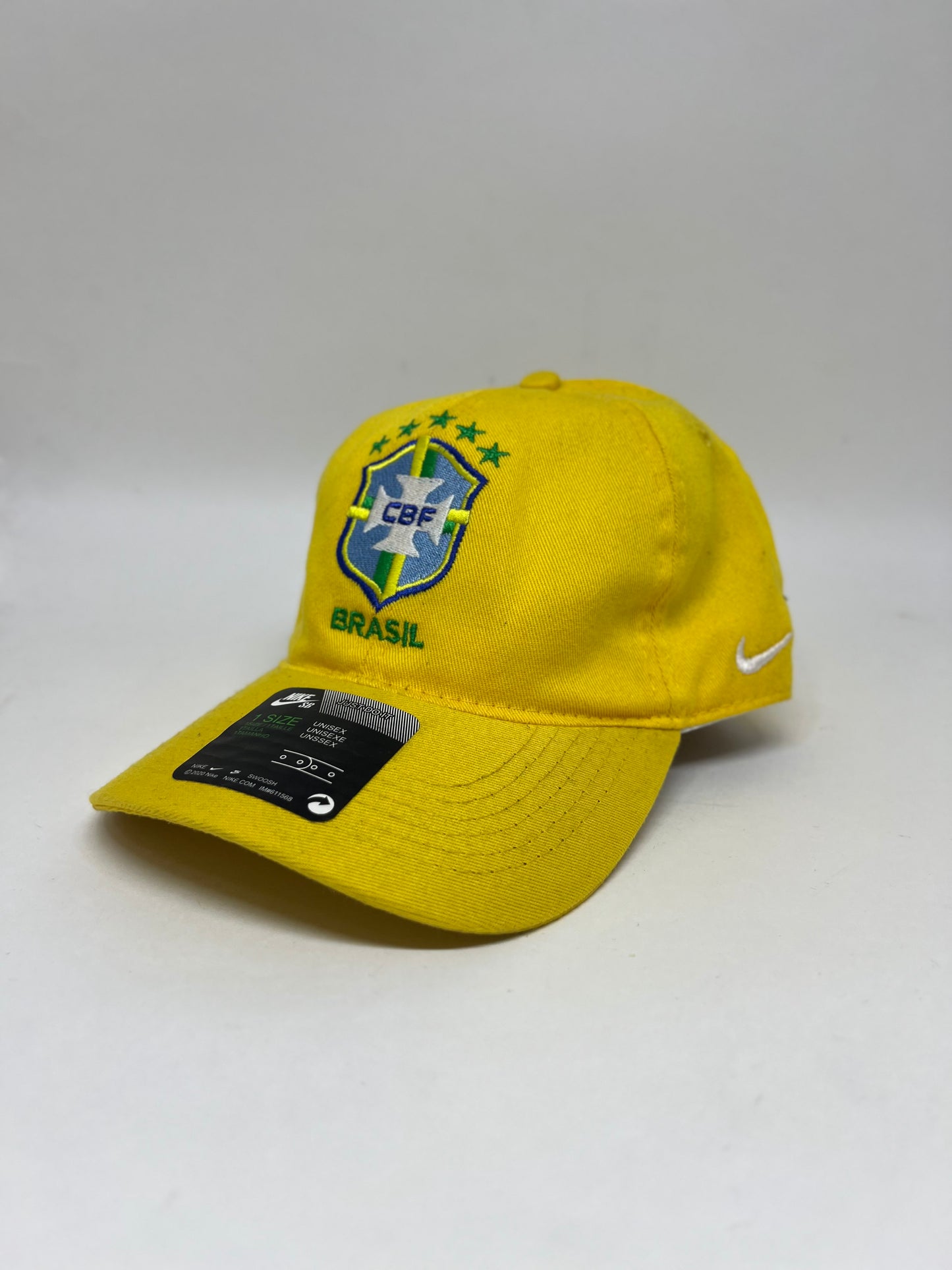 BONÉ DAD HAT NIKE CBF AMARELO