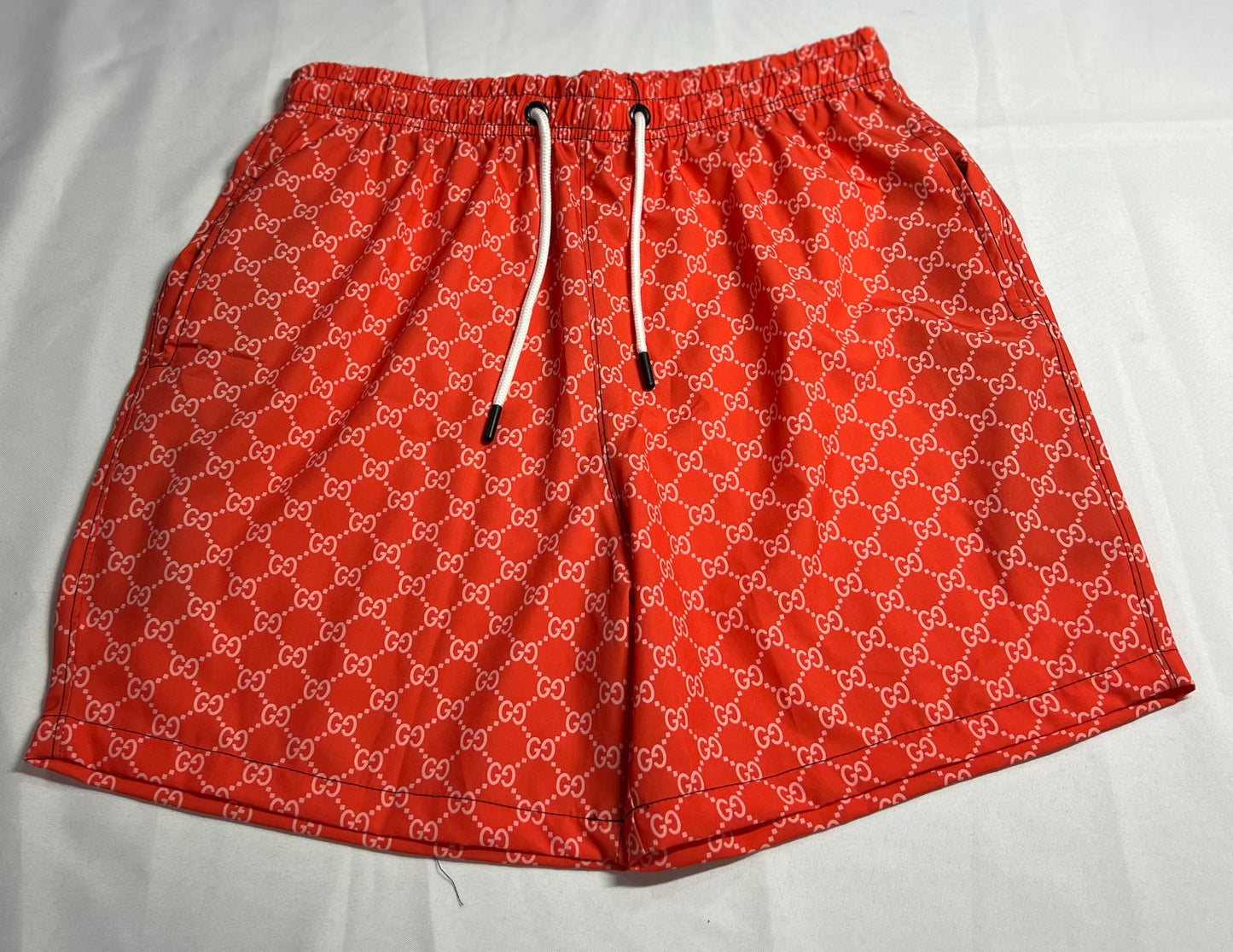 BEACH SHORT GUCCI ESTAMPADO - VERMELHO