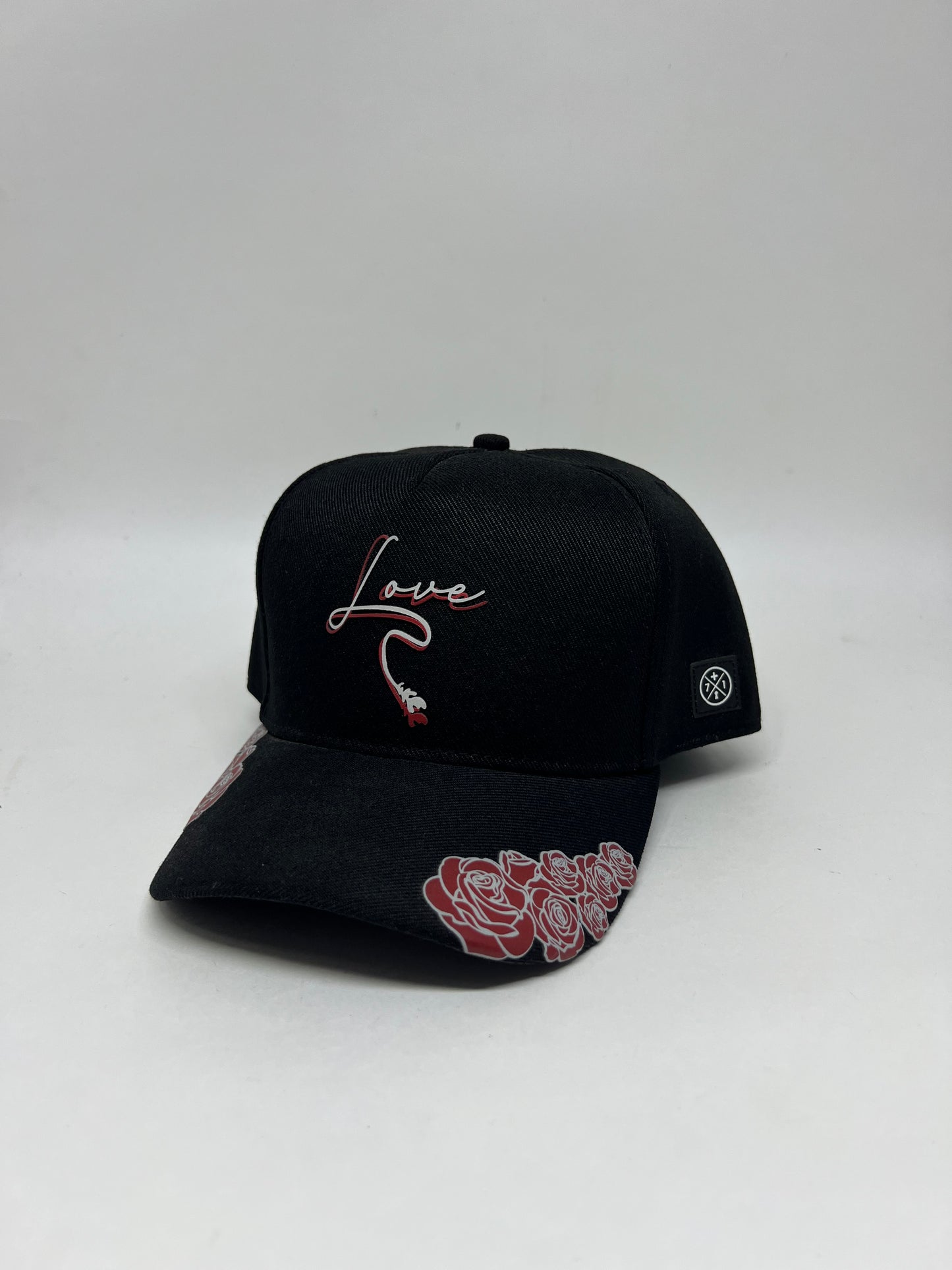 BONÉ SNAPBACK +71 LOVE PRETO