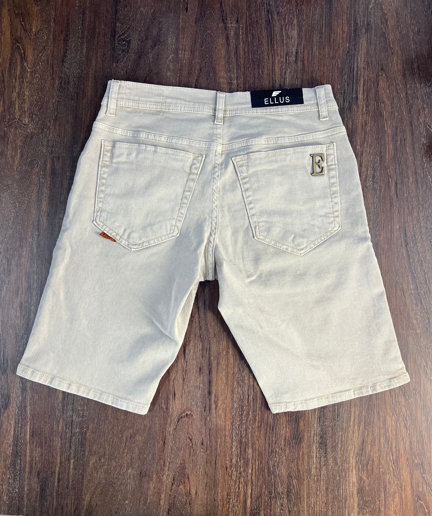 BERMUDA JEANS ELLUS PRETA