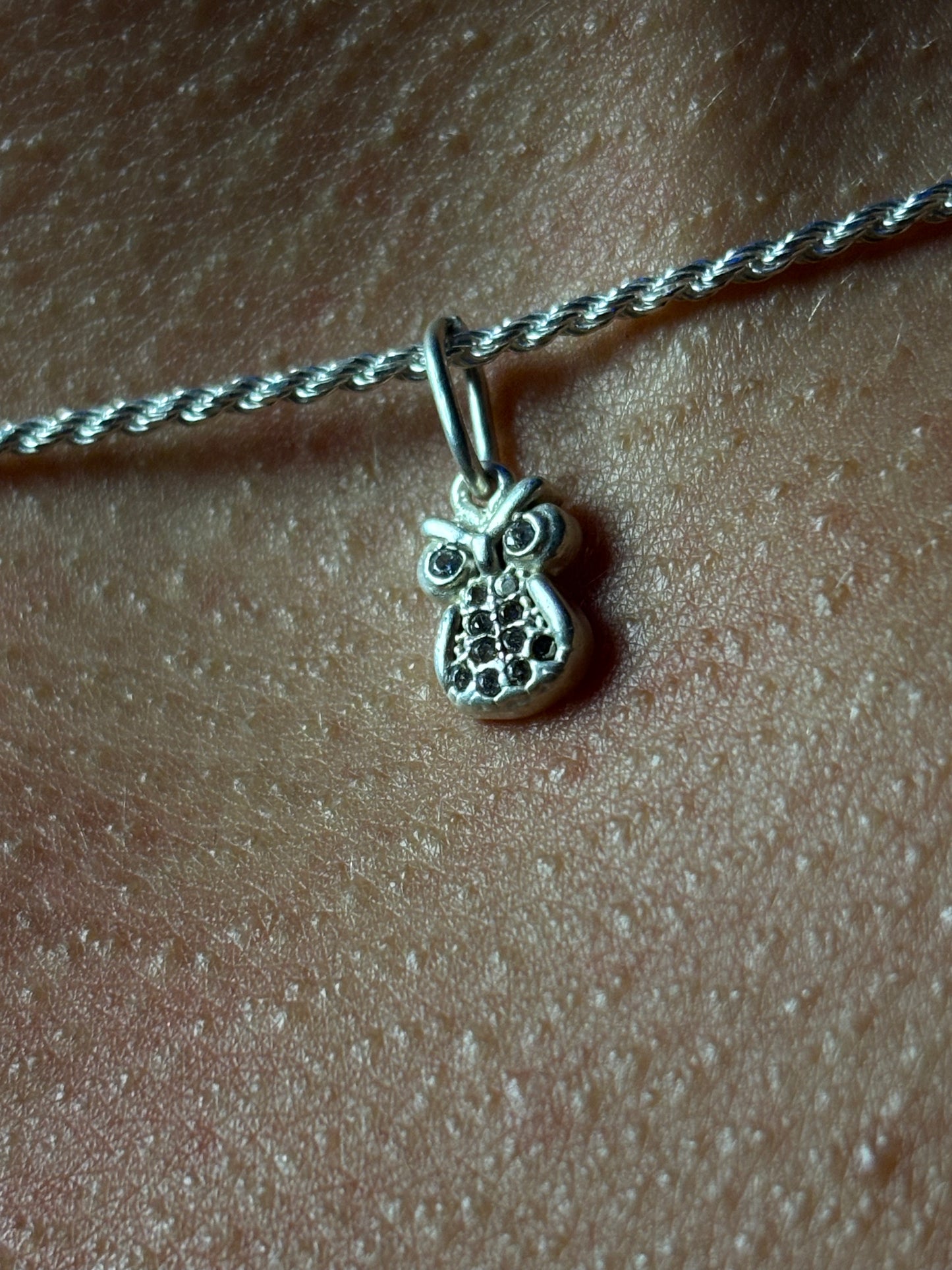 PINGENTE CORUJA PRATA