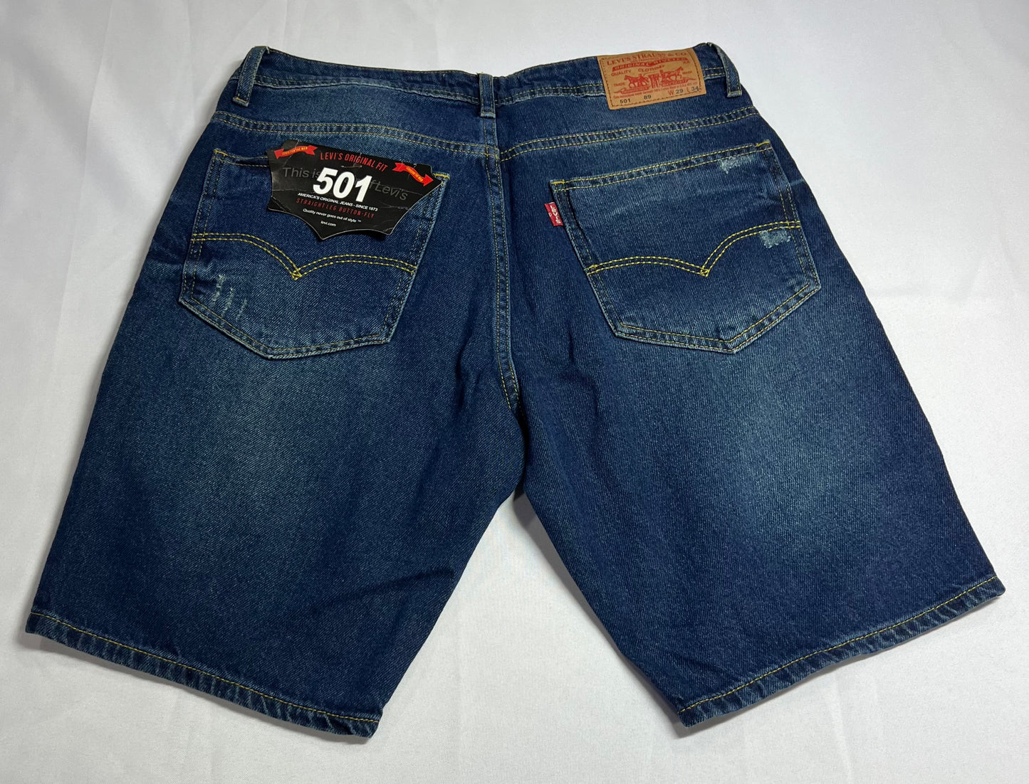 BERMUDA JEANS DESPOJADA LEVIS