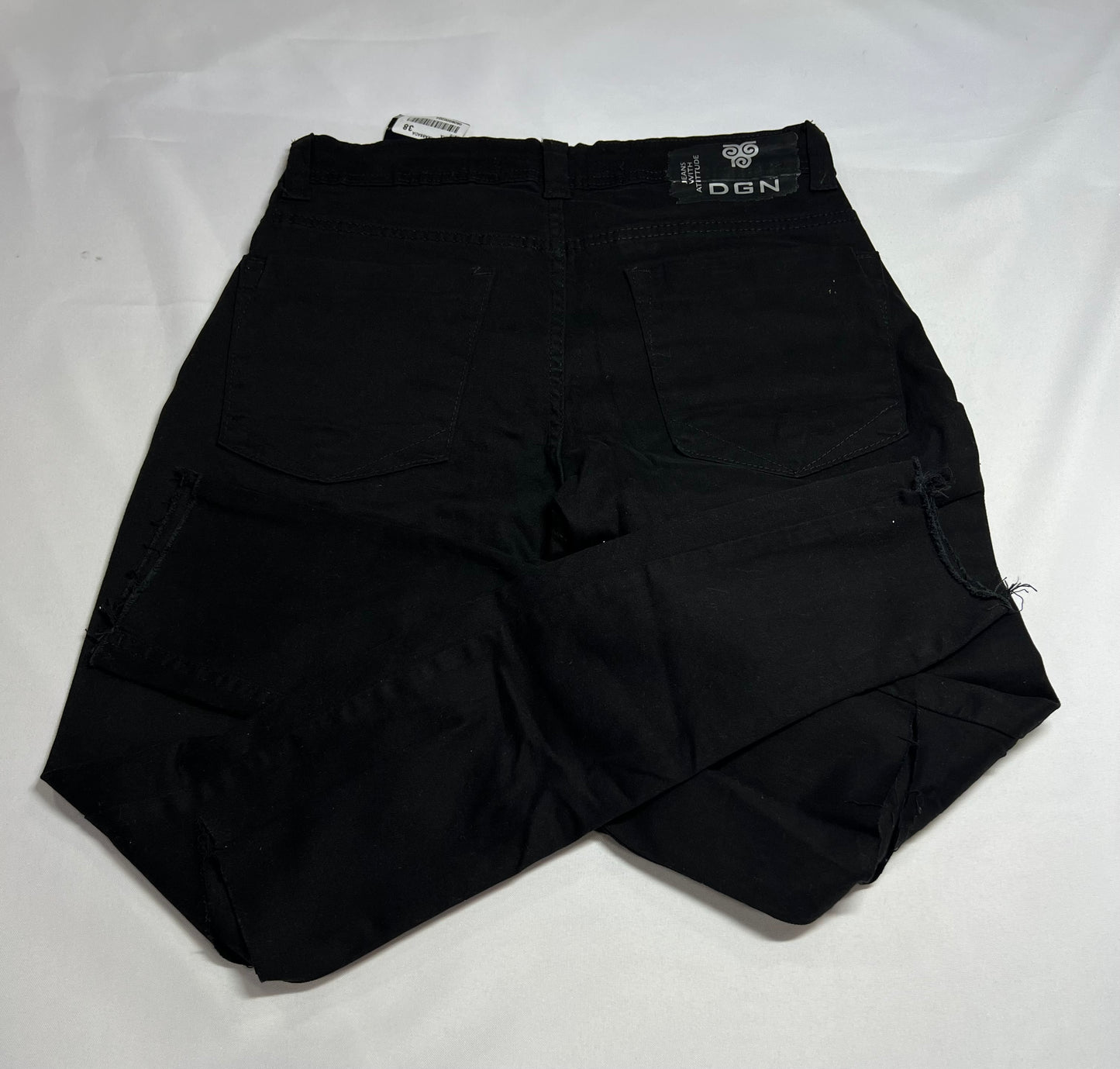 CALÇA JEANS DEGRANT | SKINNY COM RASGO NO JOELHO PRETA