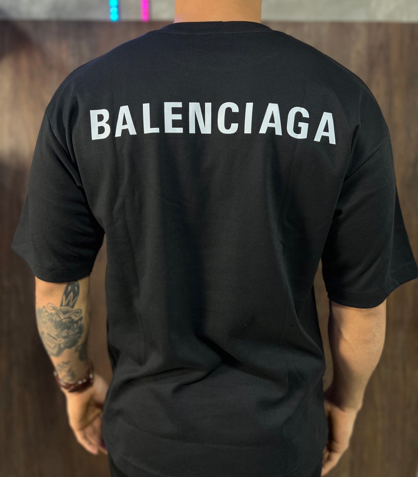 Oversized Balenciaga | Wide Presence - Black Edition Classic