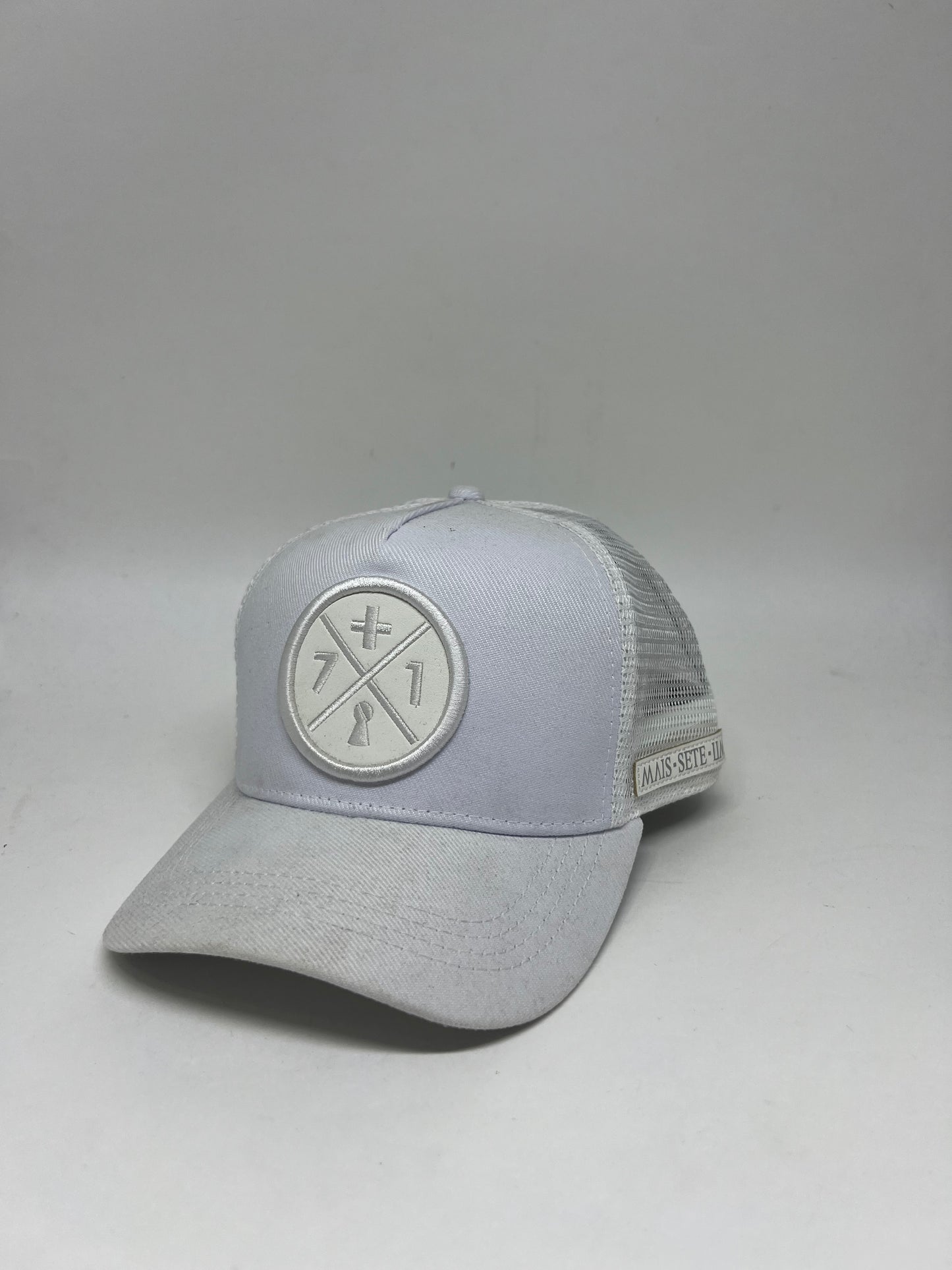 BONÉ TRUCKER +71 BRANCO