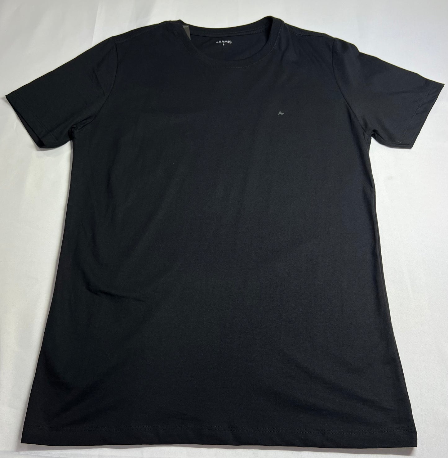 CAMISETA ARAMIS| Básica Essencial - Preta
