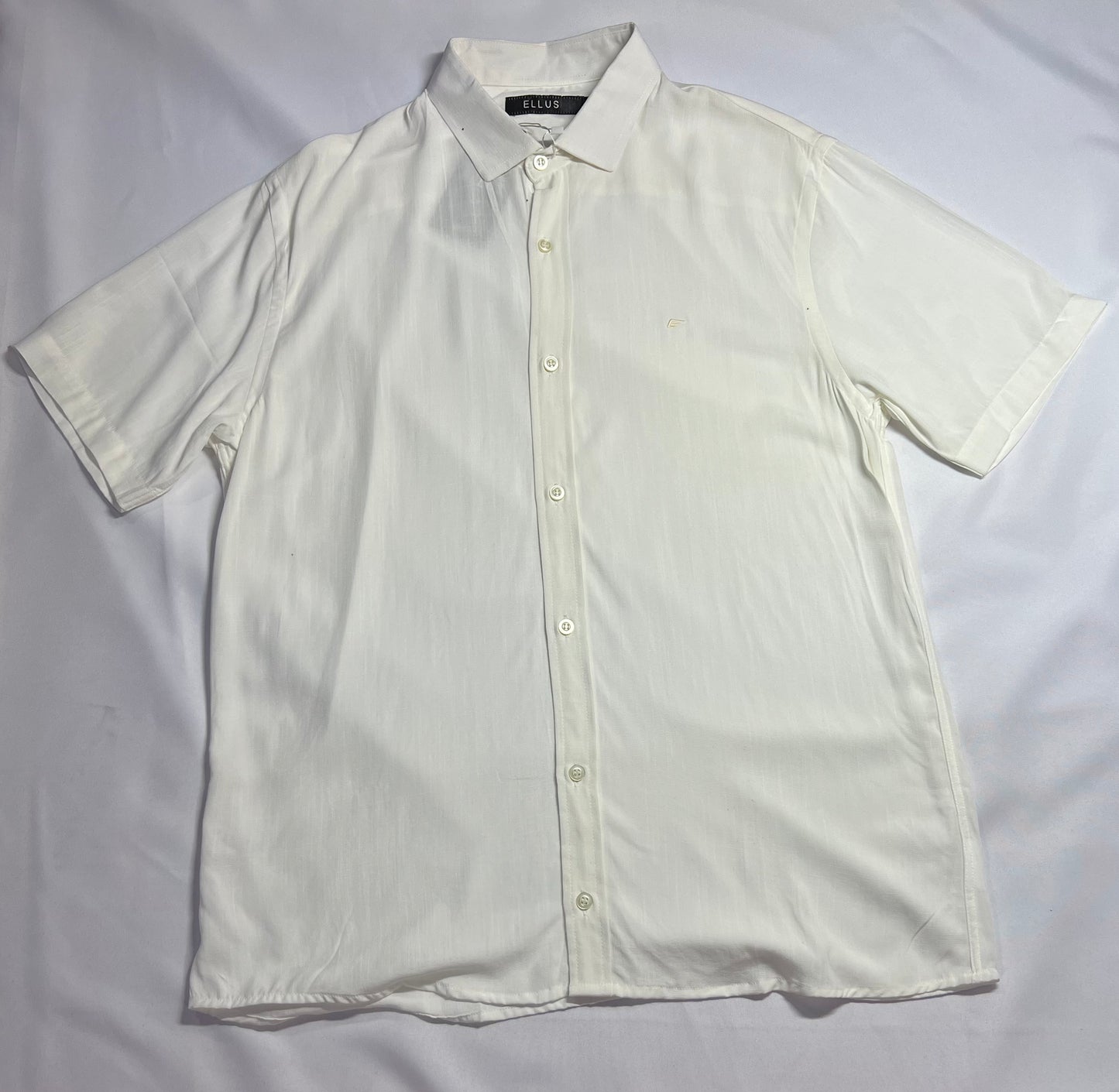 CAMISA DE BOTÃO VISCOLINHO E BRANCO GELO