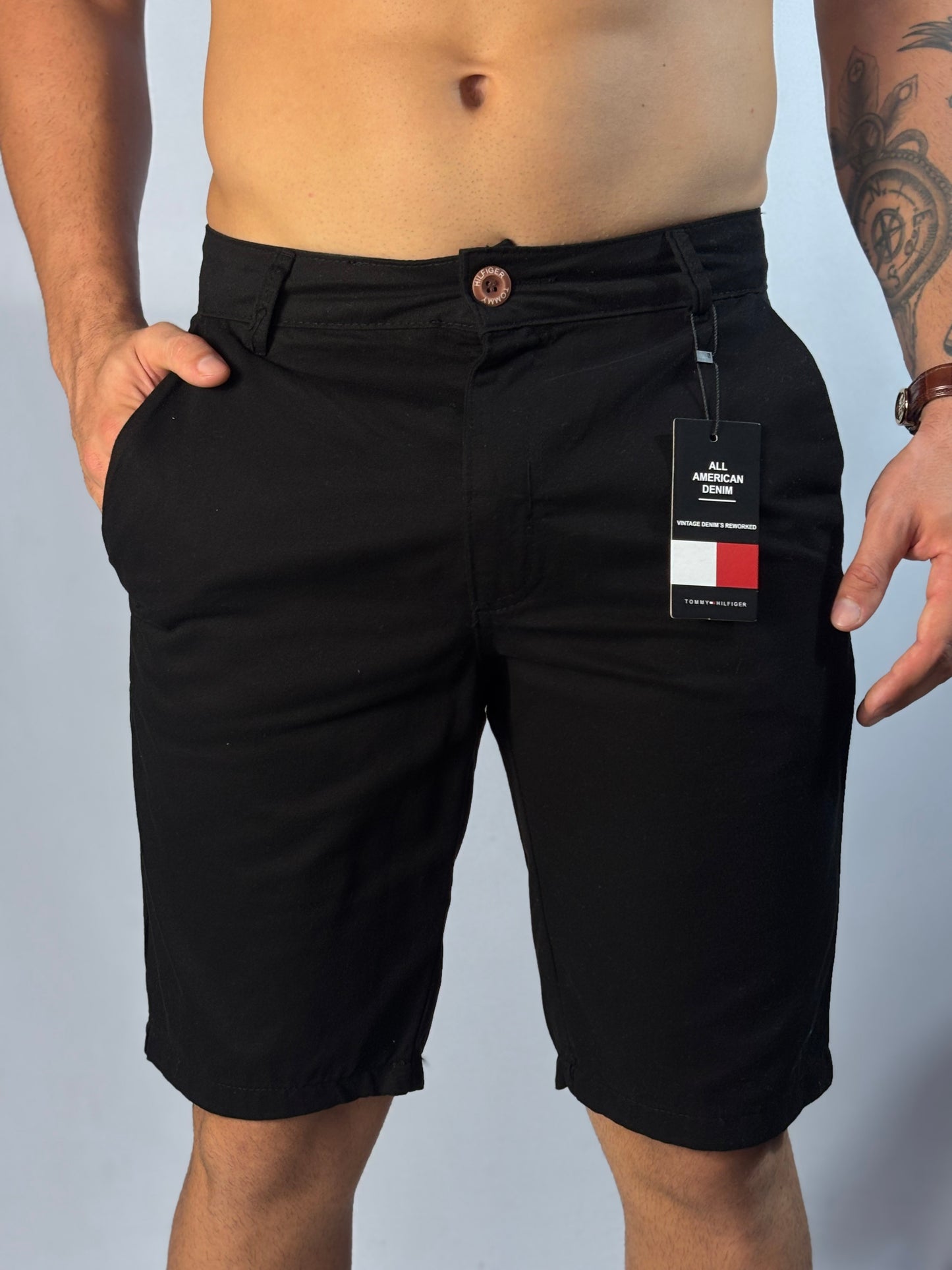 Bermuda Alfaiataria Tommy | Sarja Twill Soft - Preta