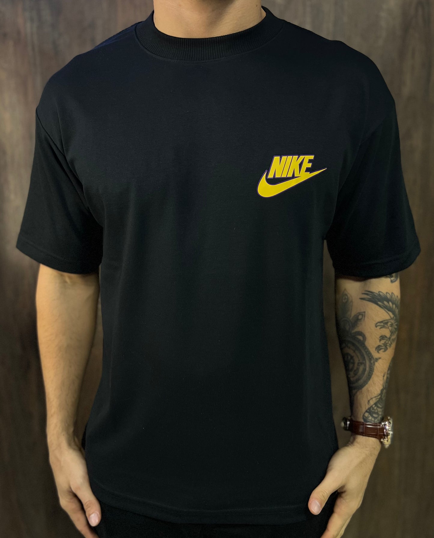 Oversized Nike | Wide Presence - Black Editon James