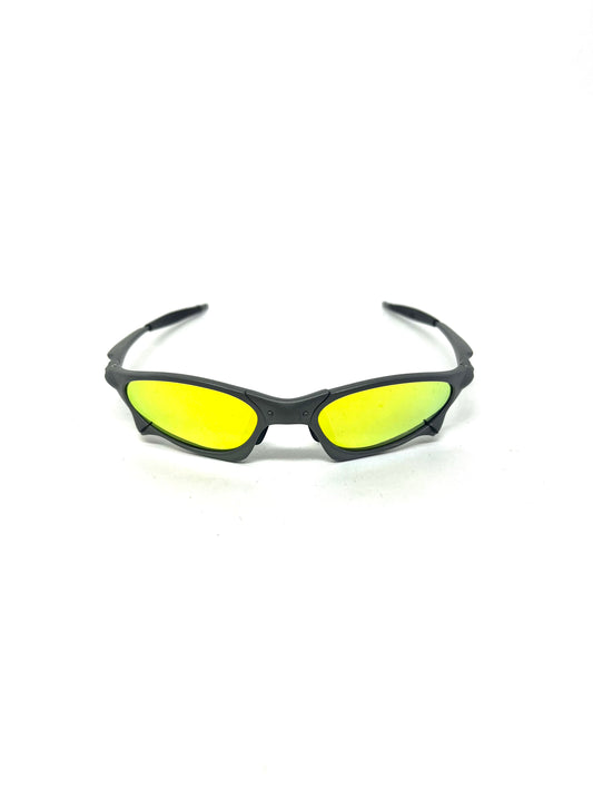 Oakley Straight Jacket