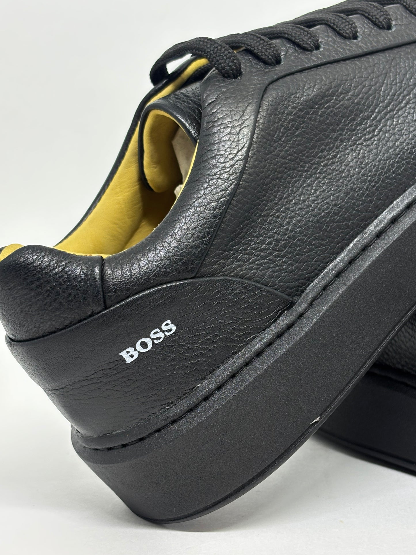 Tênis Hugo Boss Couro | Preto Premium