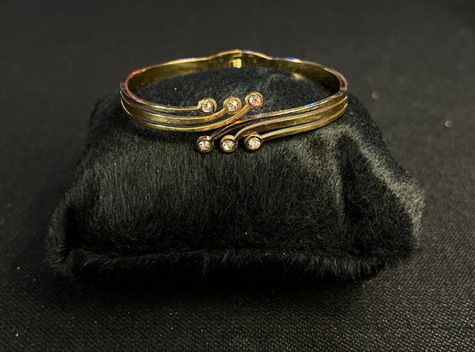 BRACELETE