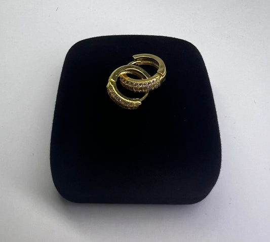 ARGOLA CRAVEJADA BANHADA A OURO