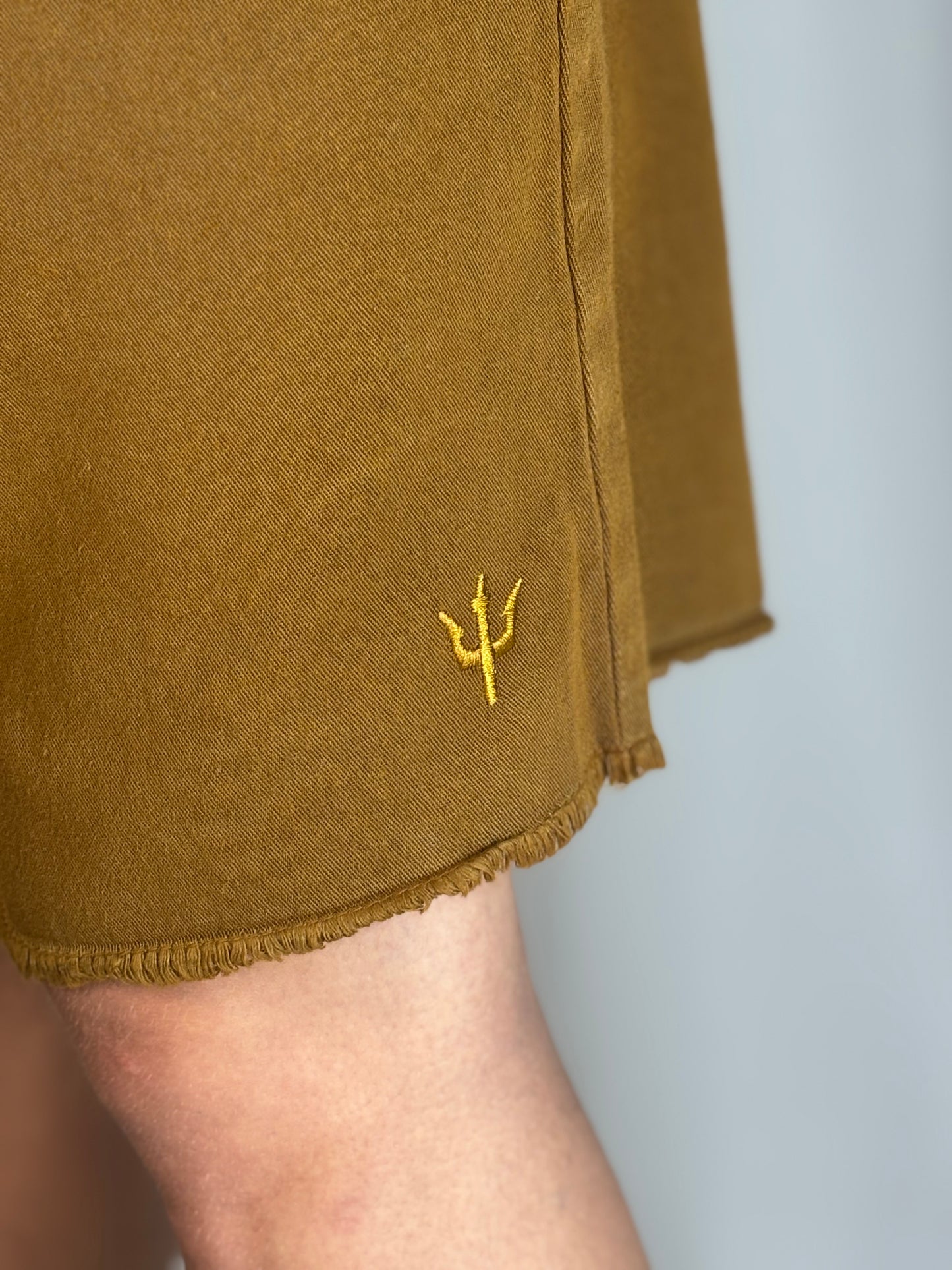 Short Casual Osklen | Sarja natural Flow - Caramelo