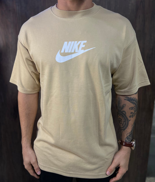 Oversized Nike | Wide Presence - Vanilla Cream Classic