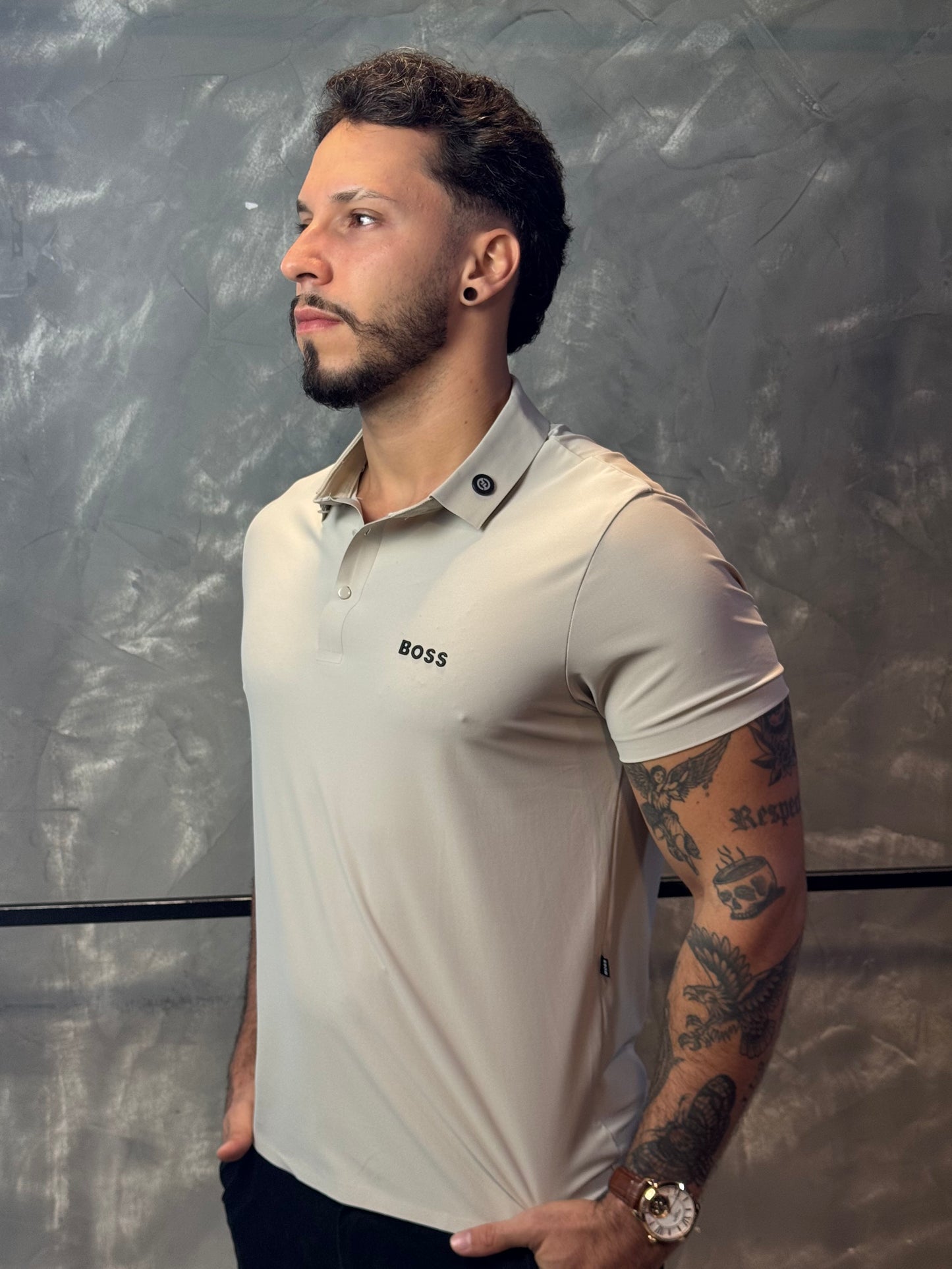 Camisa Polo Boss - Tecido Tecnológico - Bege