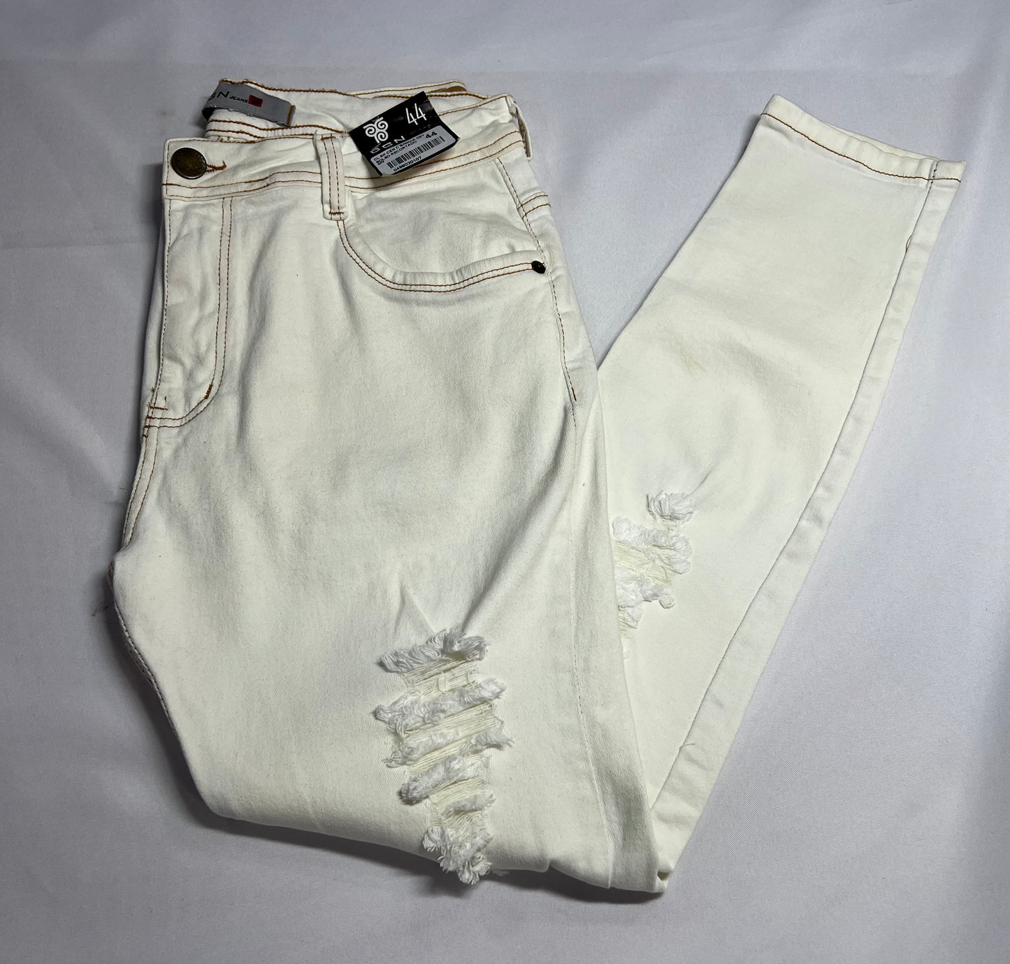 CALÇA JEANS DEGRANT | SKINNY COM RASGOS OFF WHITE