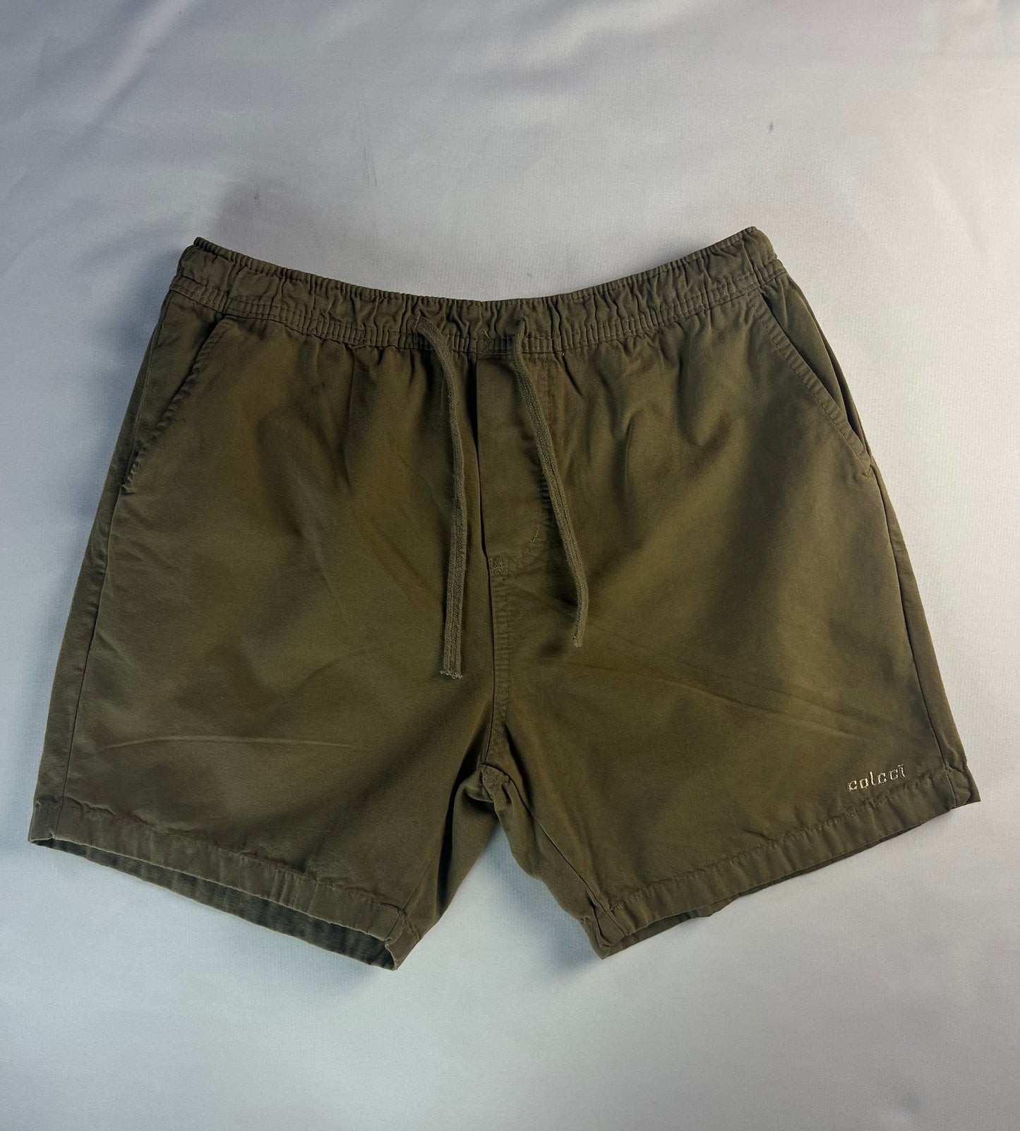 Short Casual Colcci | Sarja - Cáqui