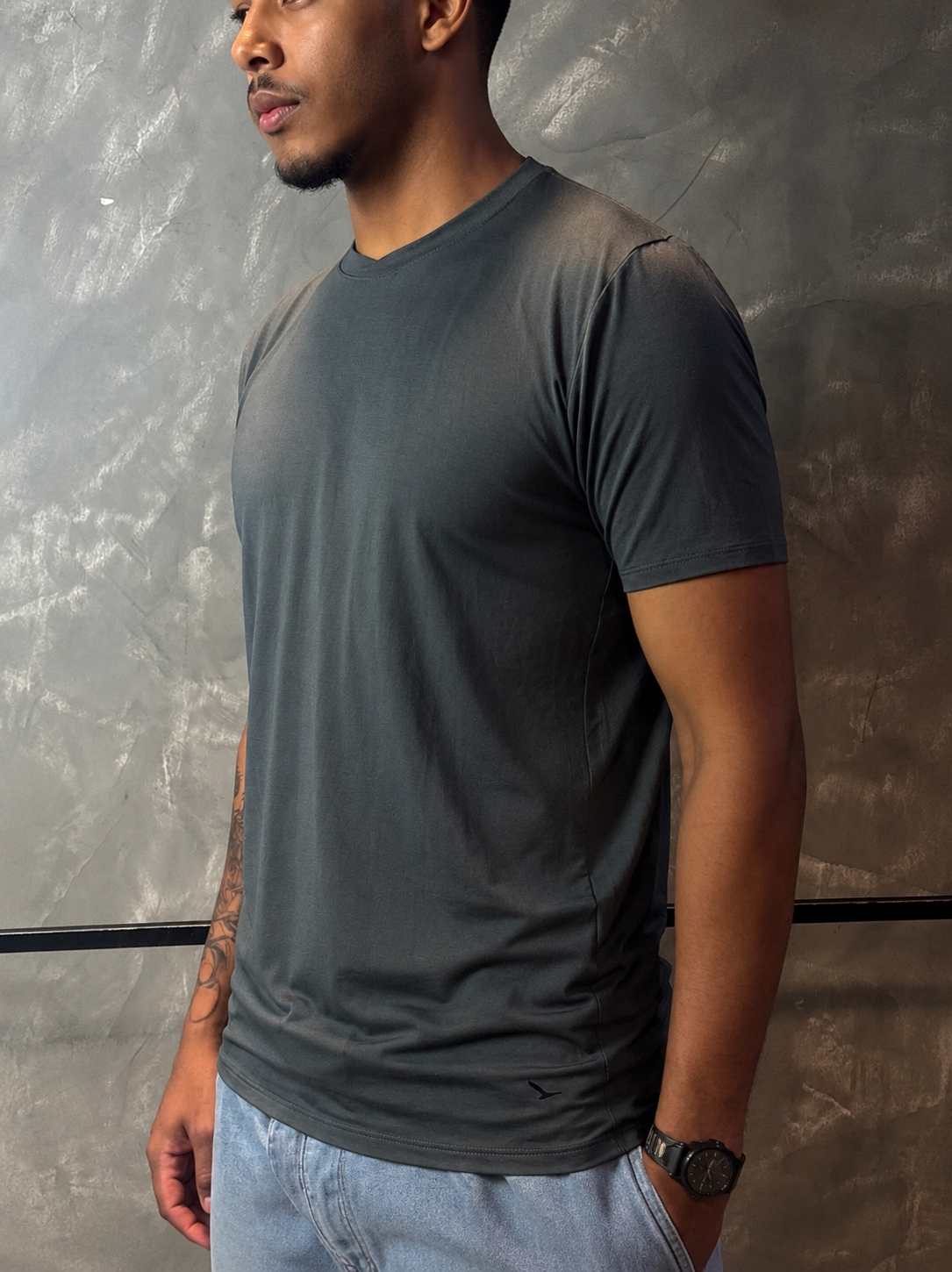 Camiseta Yacht Tech Modal Cinza