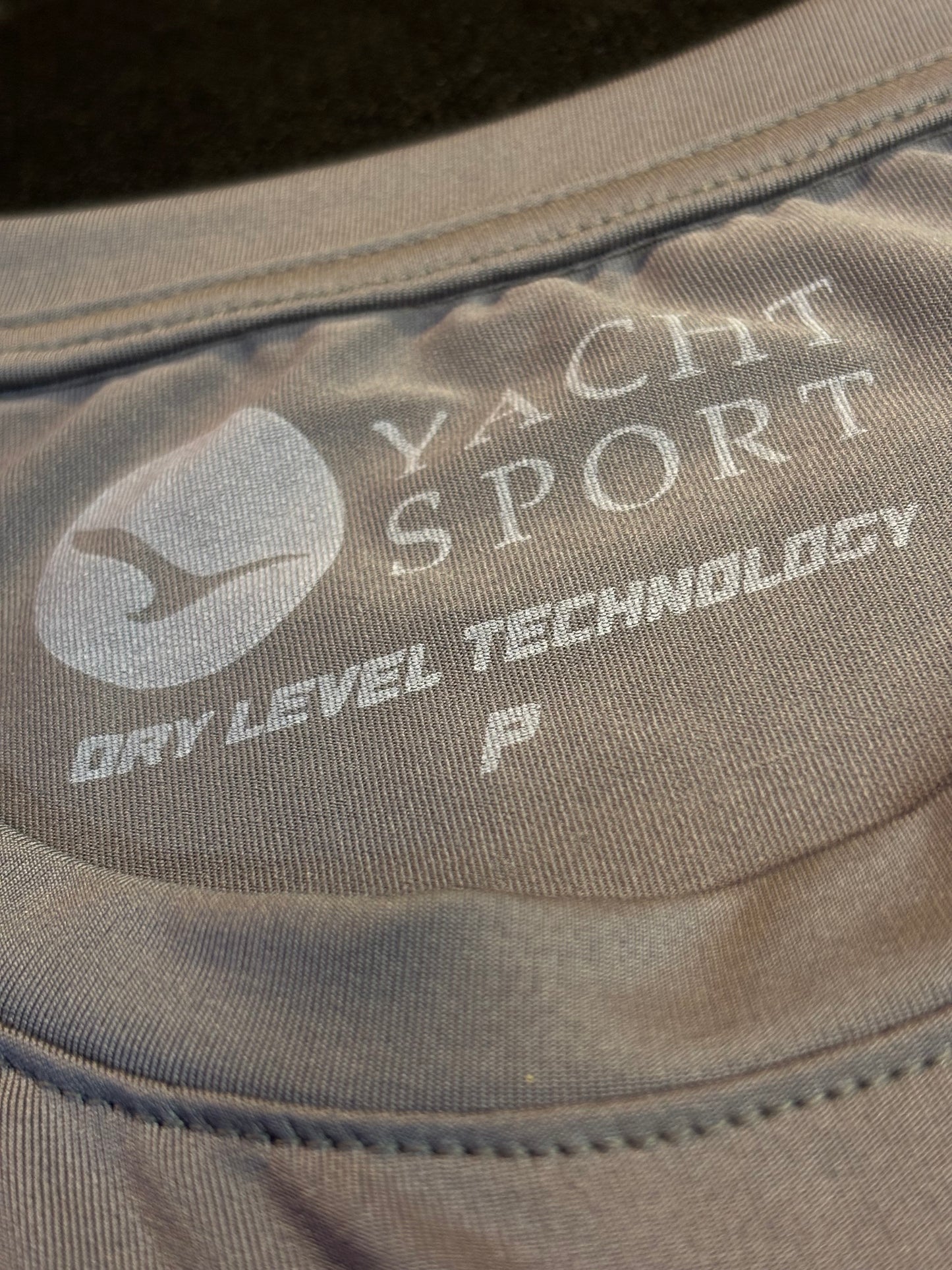 Camiseta Yacht Dry Level Cinza Claro
