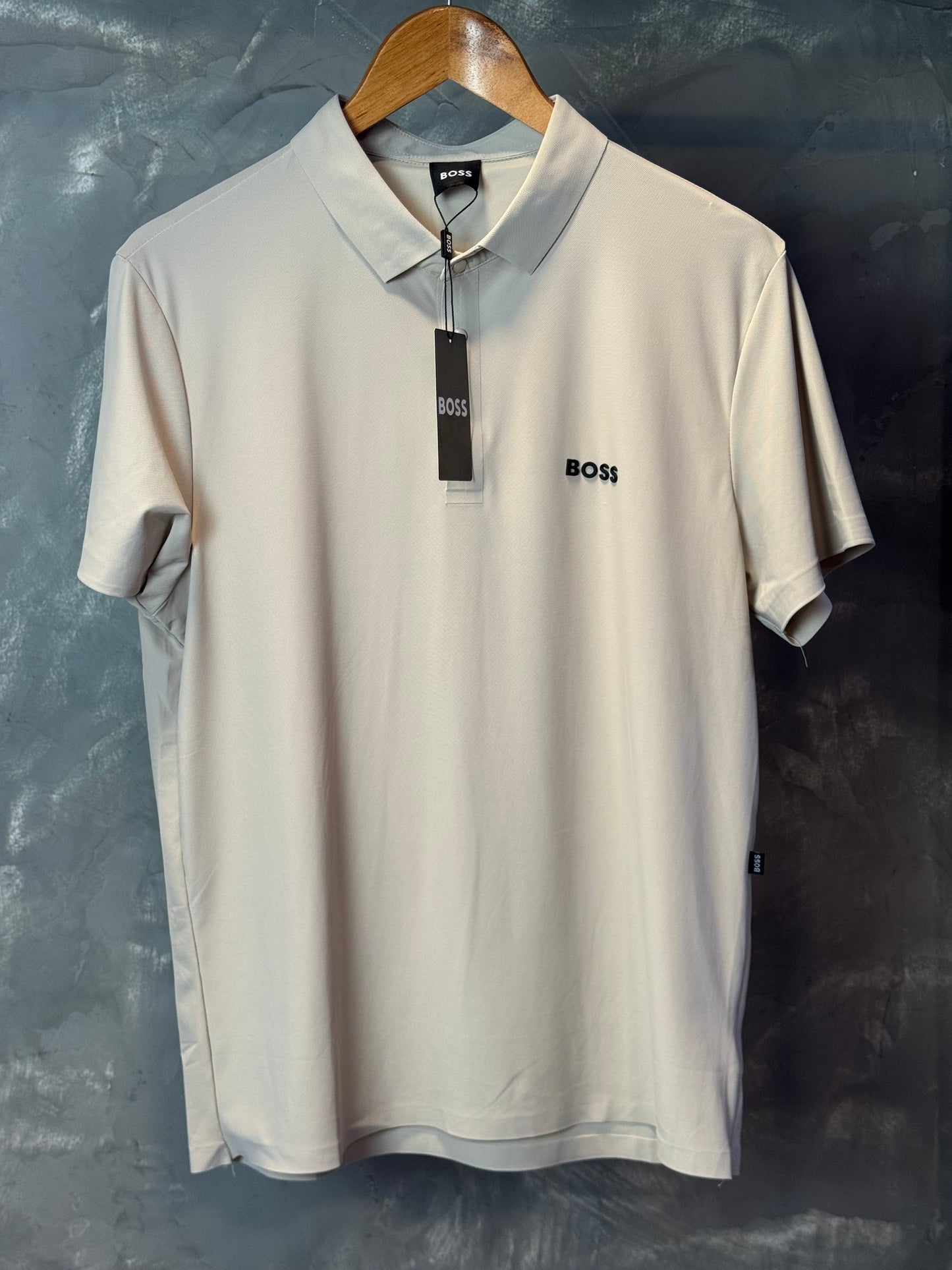 Camisa Polo Boss - Tecido Tecnológico - Bege