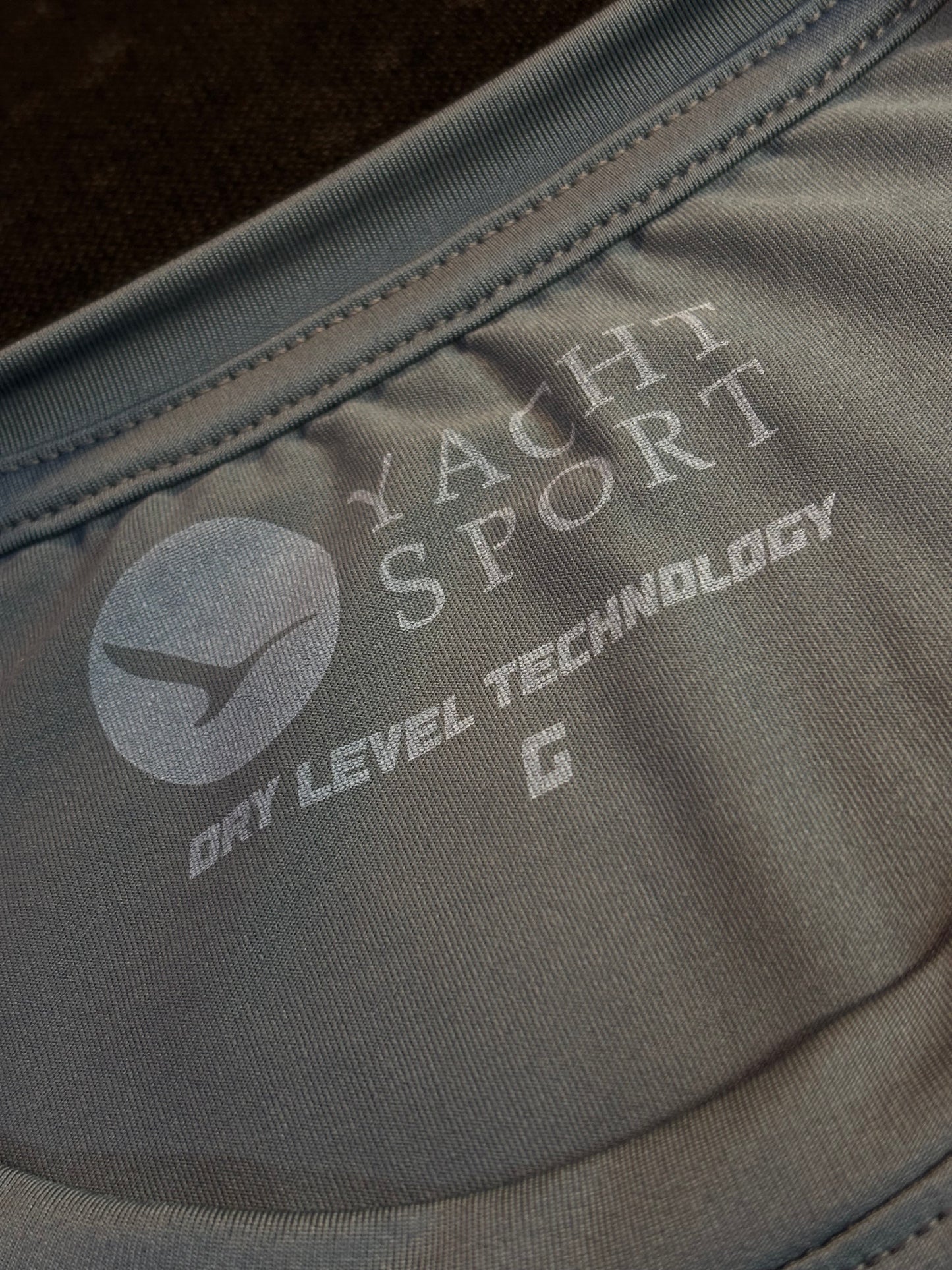 Camiseta Yacht Dry Level Cinza