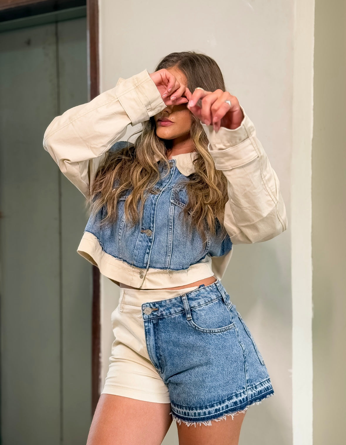 SHORT COLCCI - JEANS COM SARJA