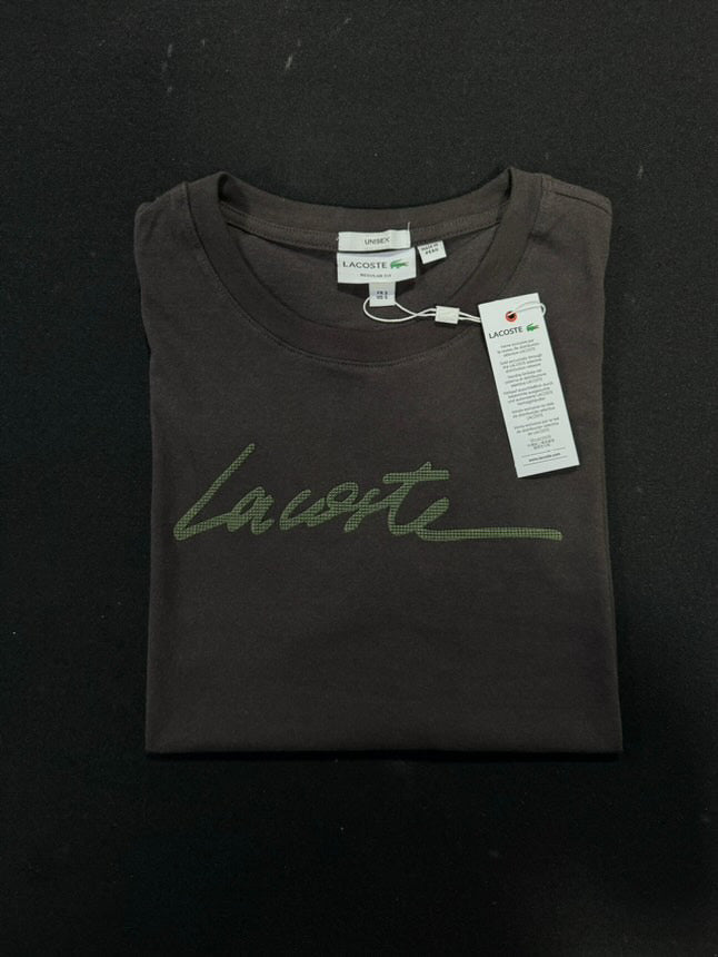 Peruana Lacoste | Iconic Script - Dark coffee