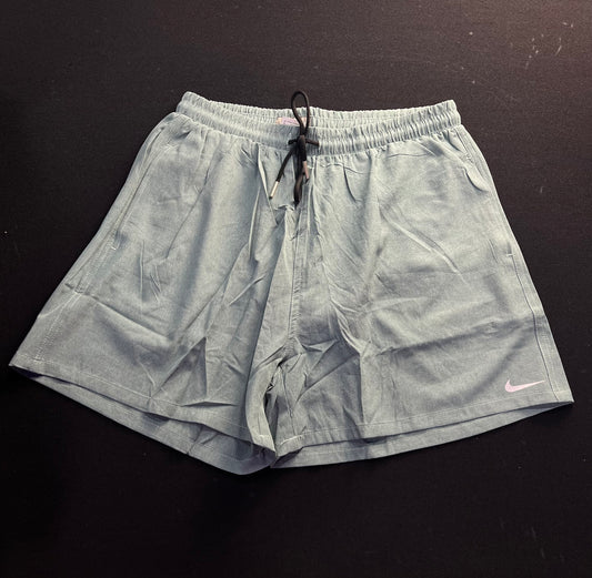 BEACH SHORT NIKE - VERDE CLARO