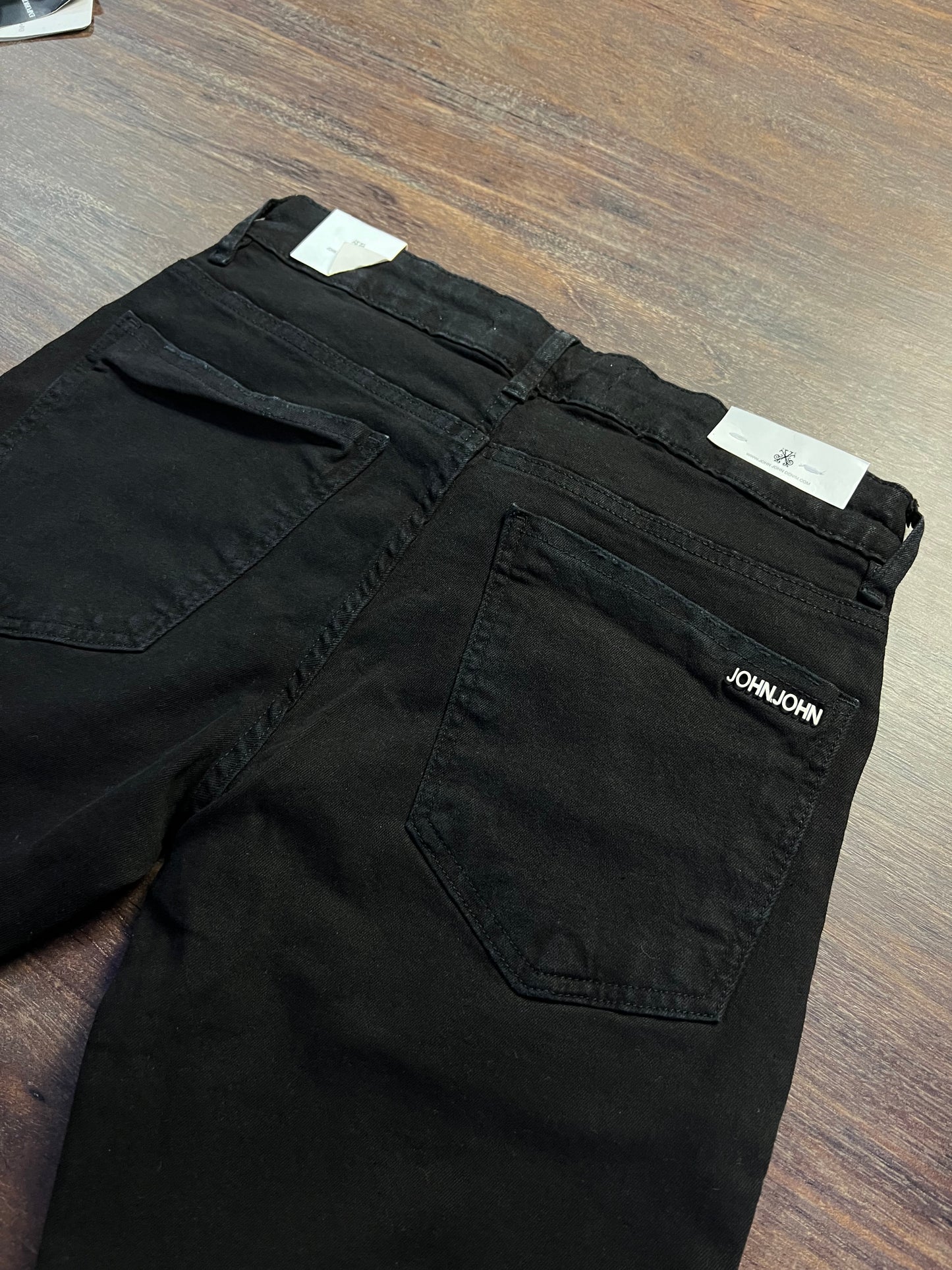 CALÇA JEANS |JOHN JOHN - PRETA