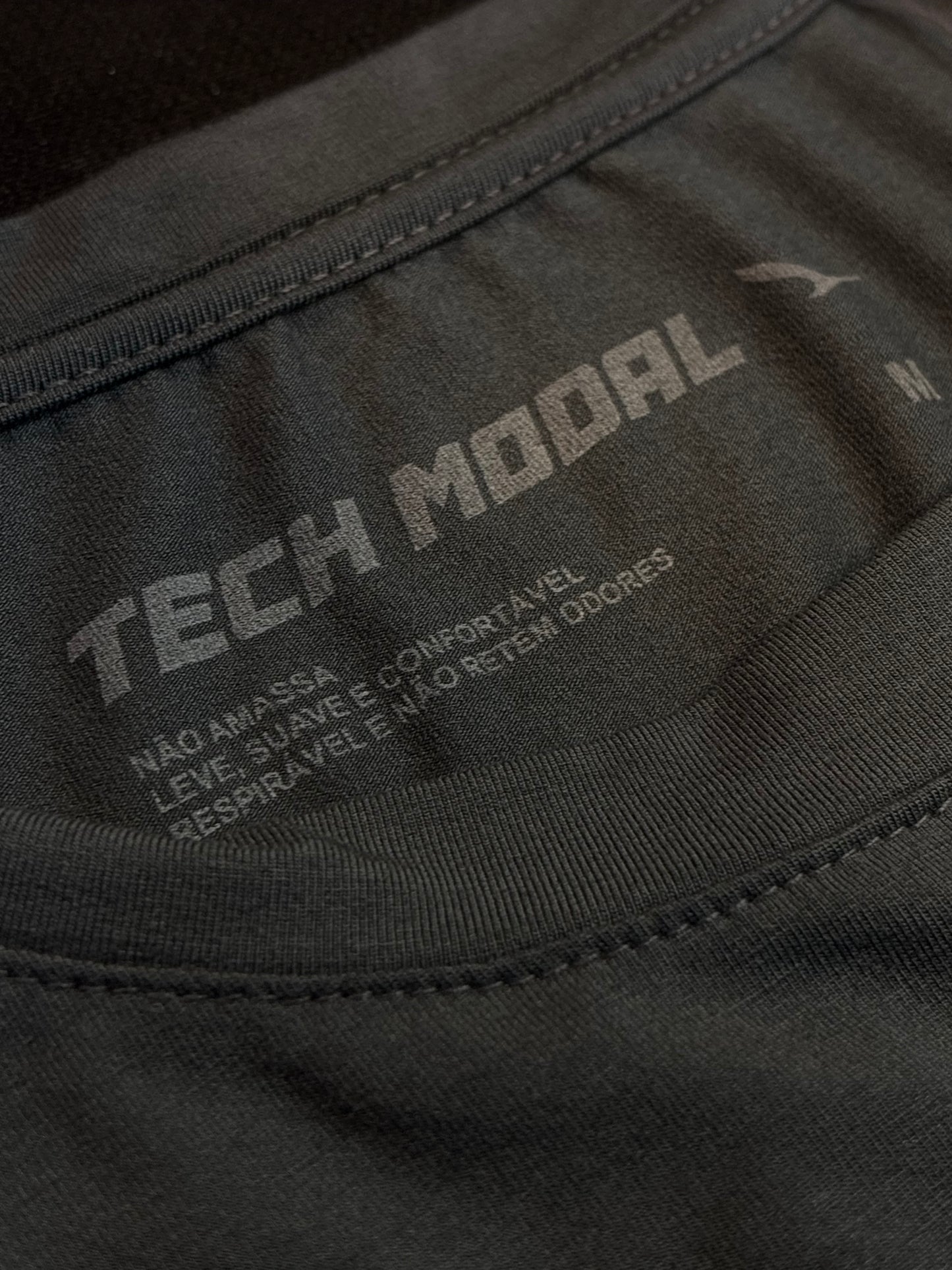 Camiseta Yacht Tech Modal Cinza