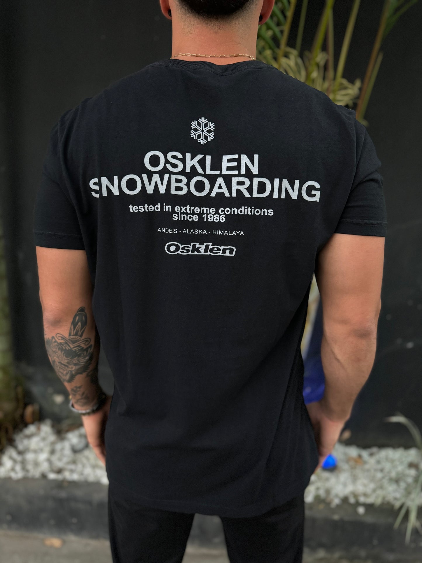 CAMISETA OSKLEN STONE - Preta