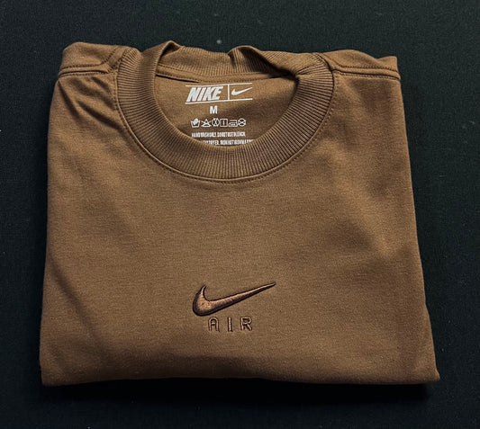 Oversized Nike | Drop 10 - Avelã