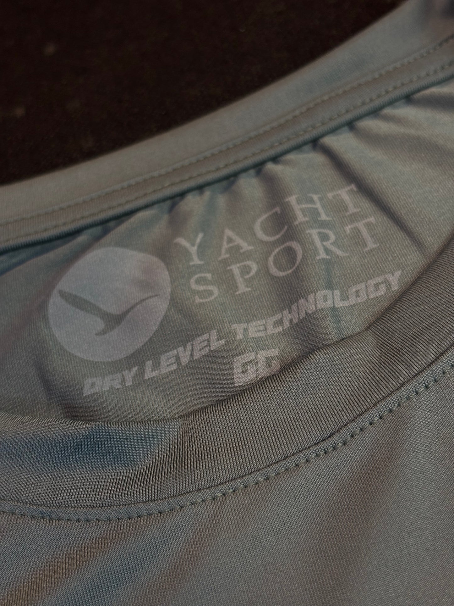 Camiseta Yacht Dry Level Cinza Verde