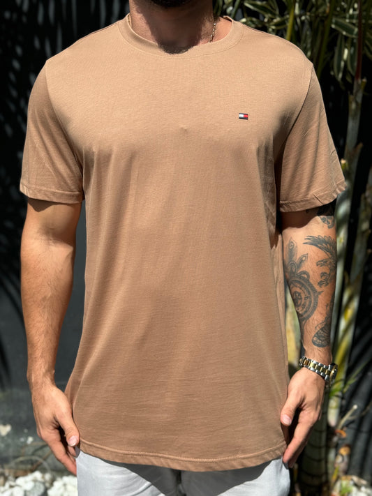 Camiseta Peruana Tommy Hilfiger Marrom