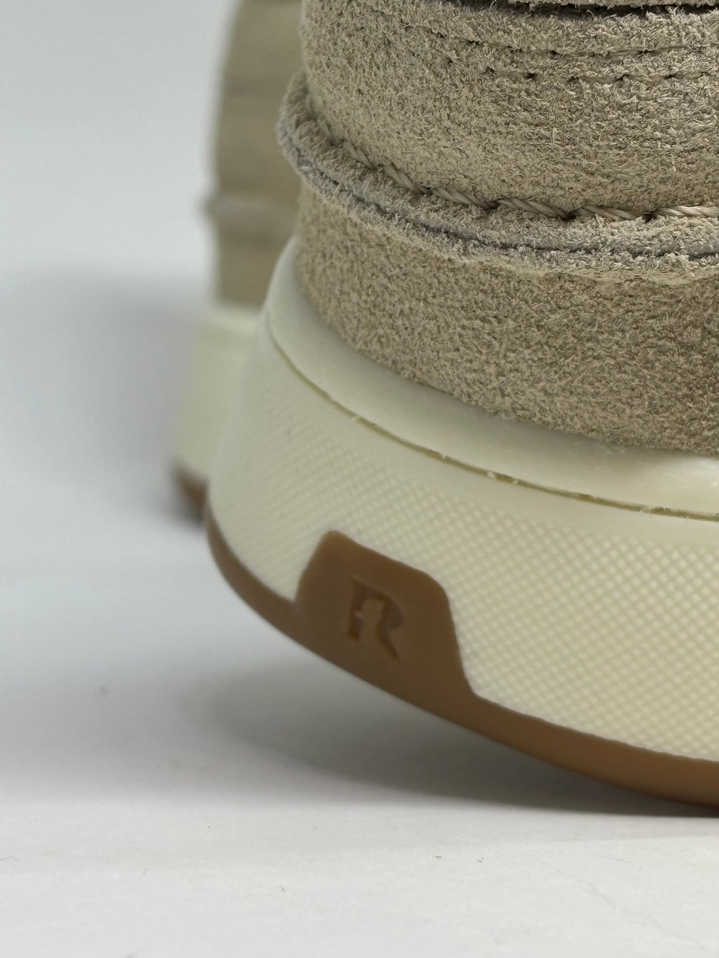 Loafer Casual Suede Off White