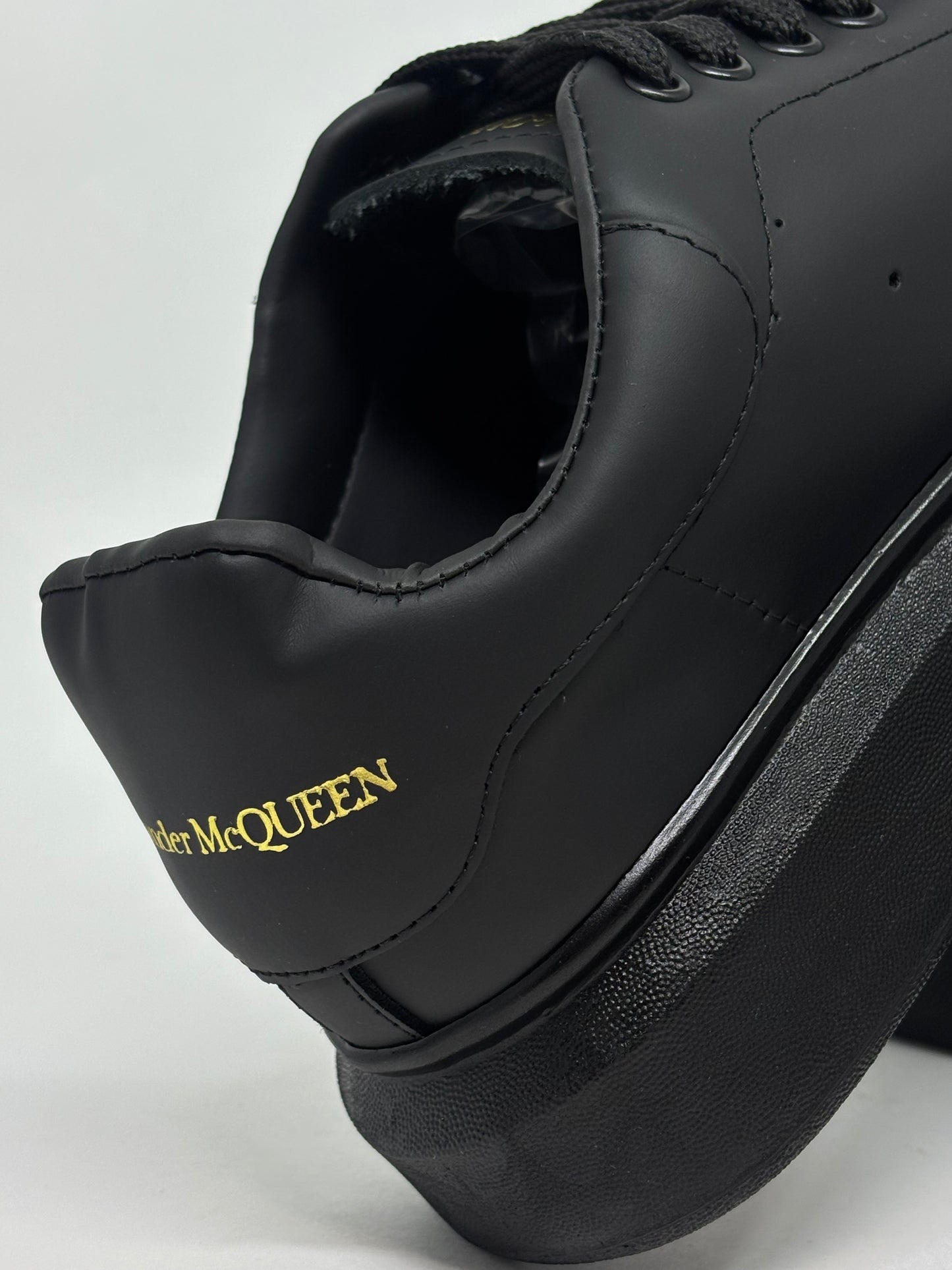 Tênis Alexander McQueen | Esportefino Preto