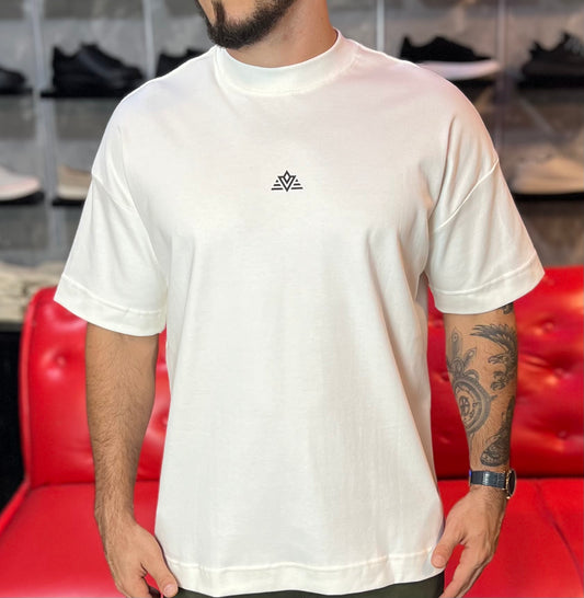 Oversized Favoretti signature FAV Baunilha Off White